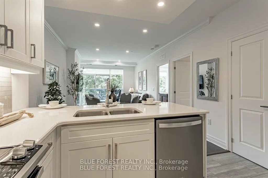 1200 Commissioners Road W, #406