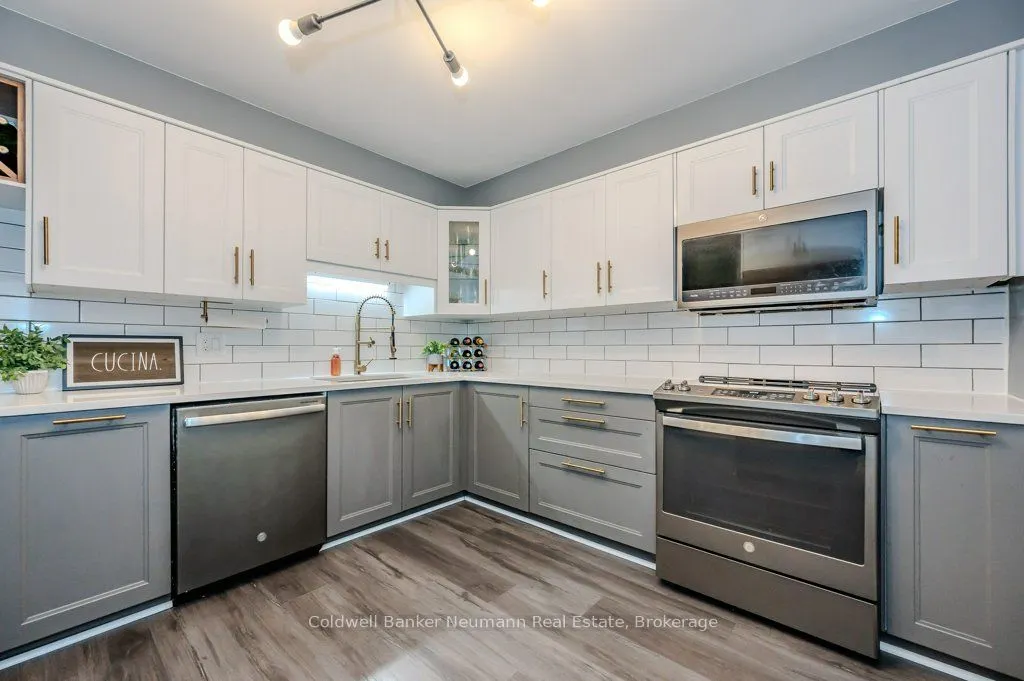 55 GREEN VALLEY Drive, #1206