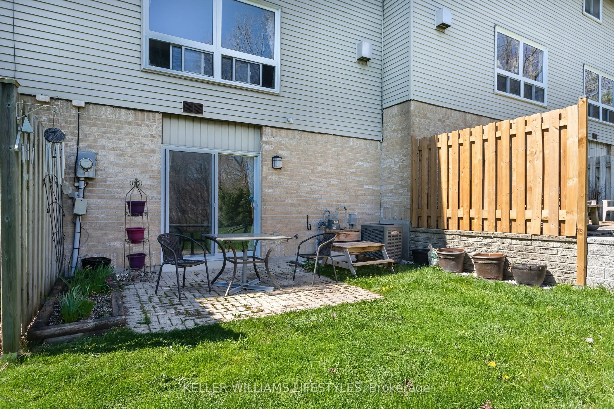 536 Third Street, #23