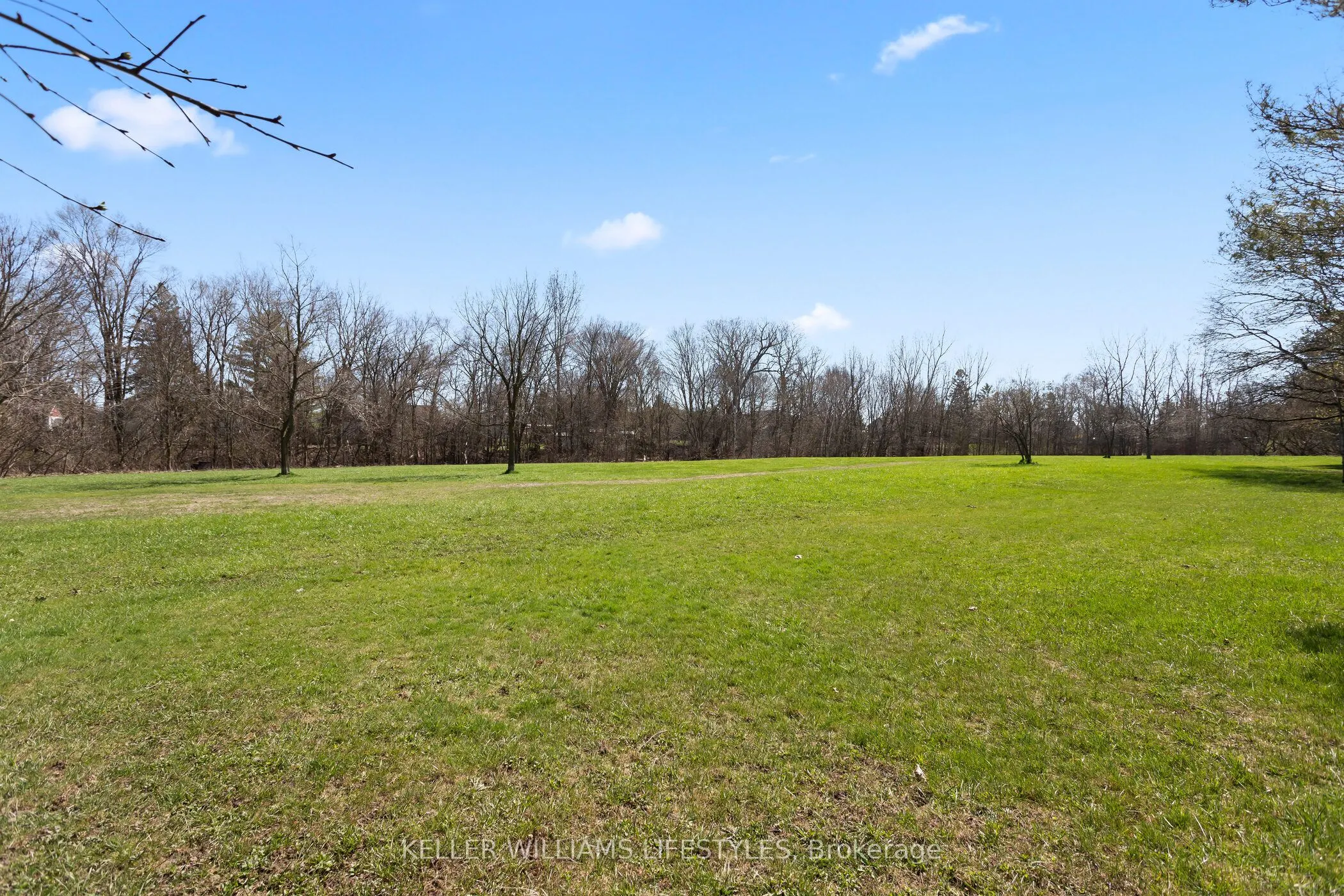 536 Third Street, #23