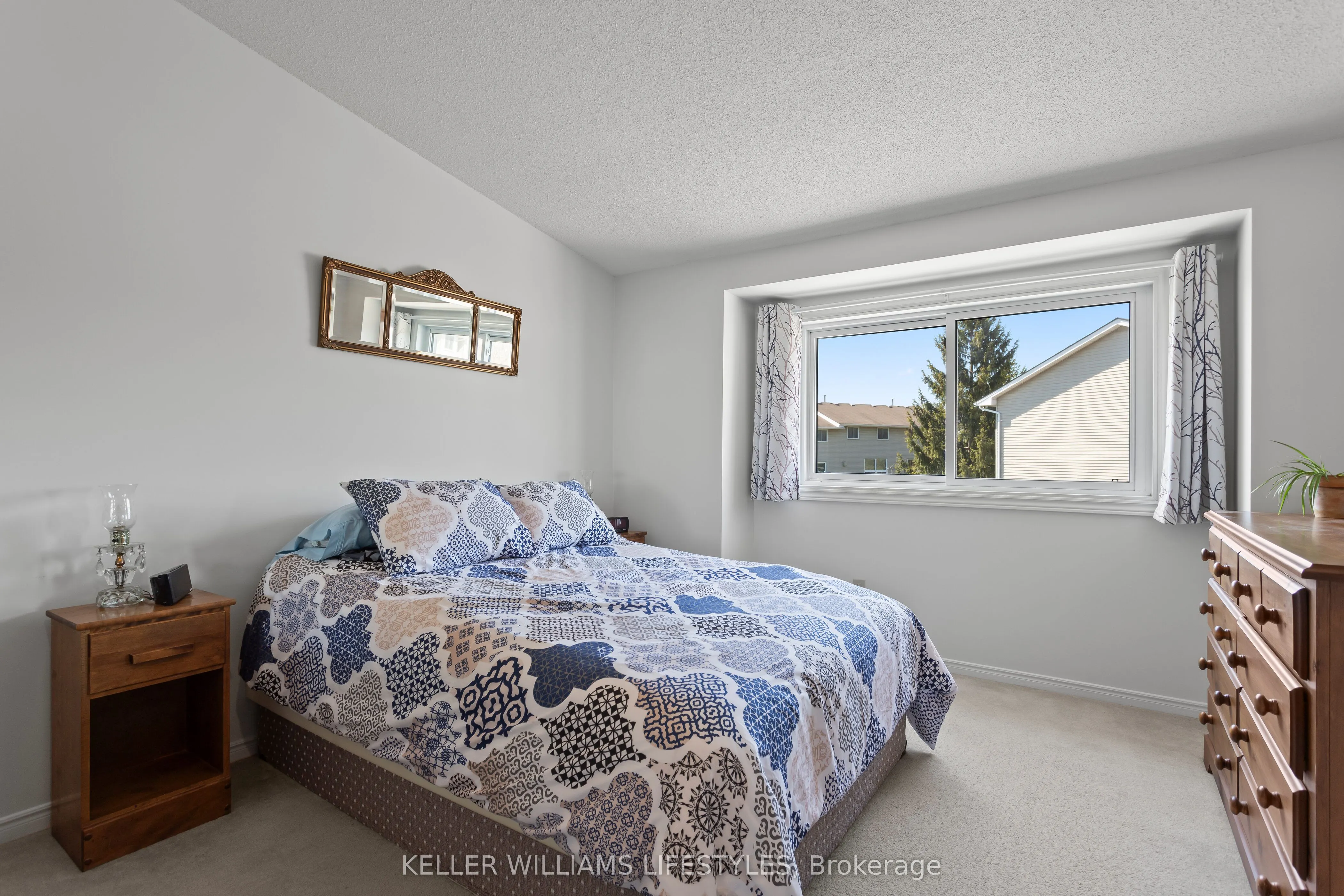 536 Third Street, #23