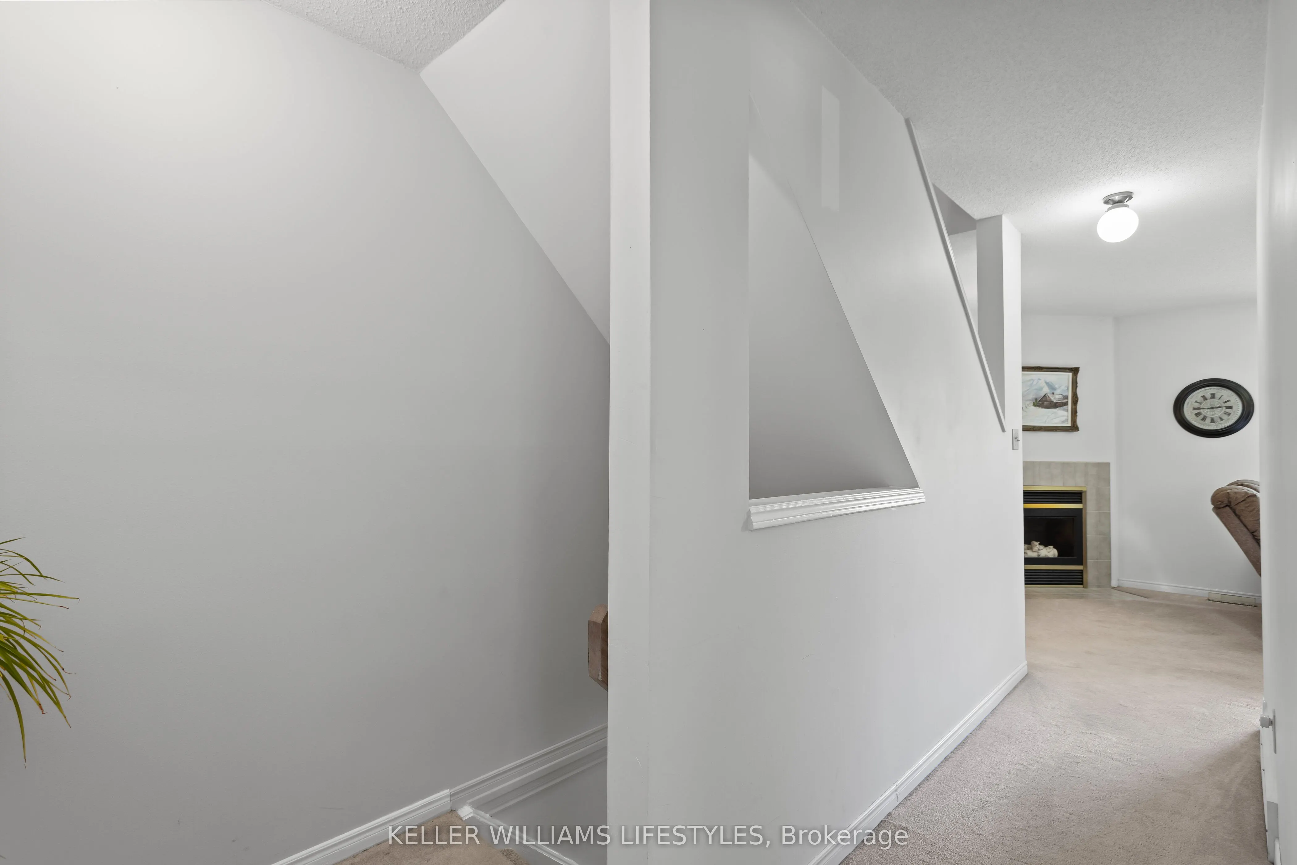 536 Third Street, #23