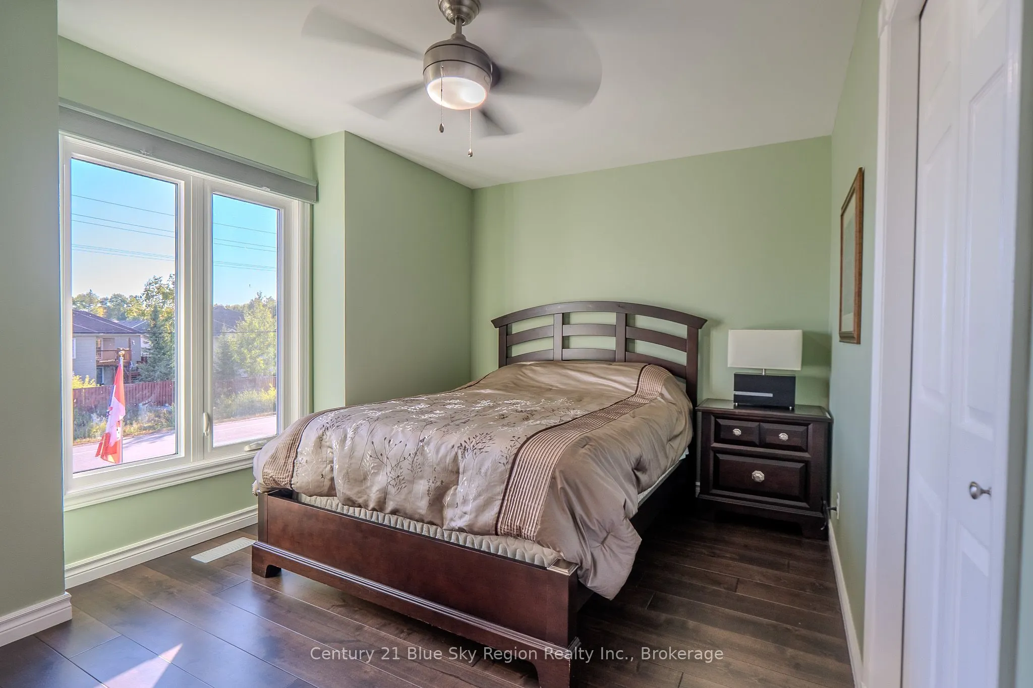 120 Cloverbrae Crescent