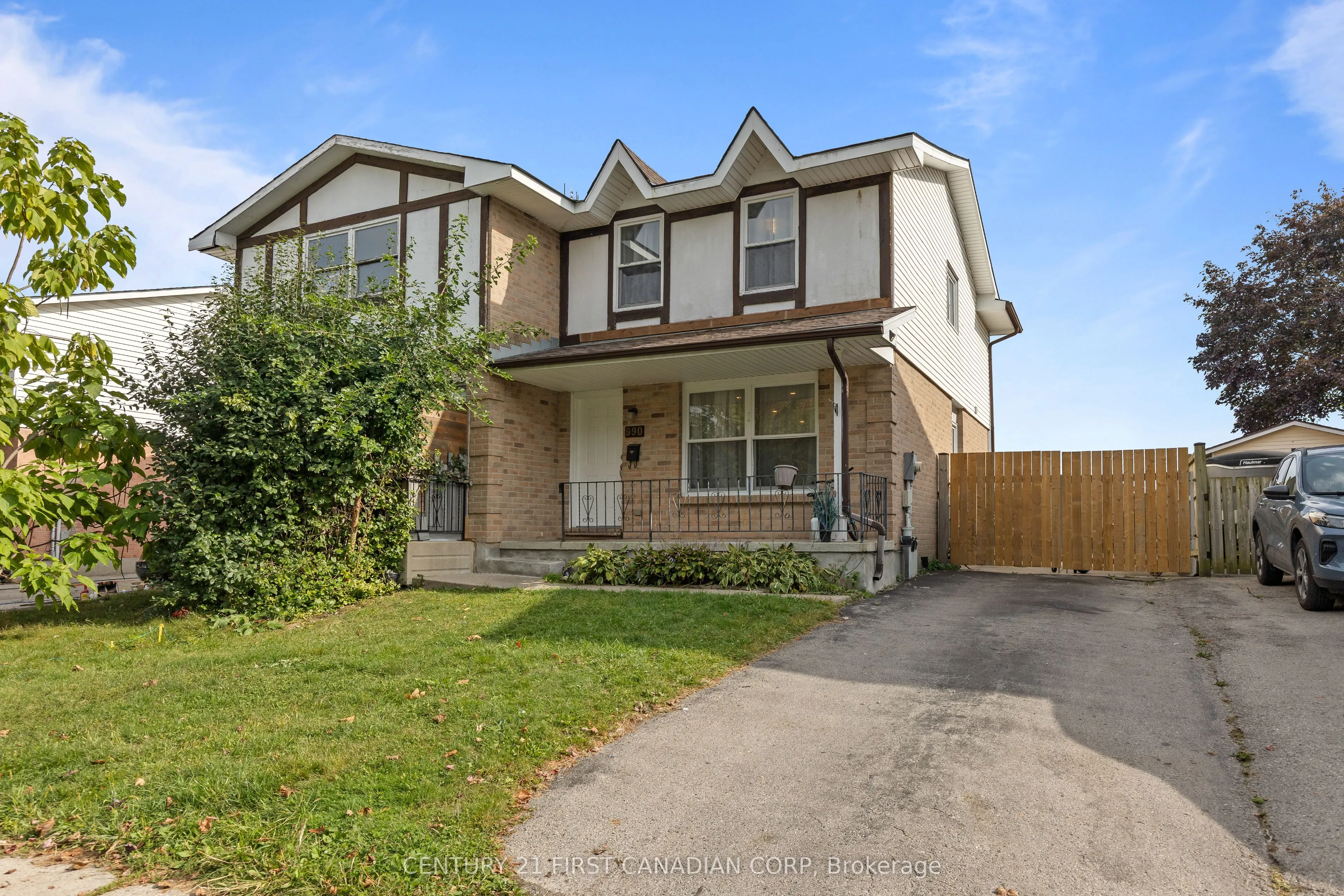 990 LAWSON Road