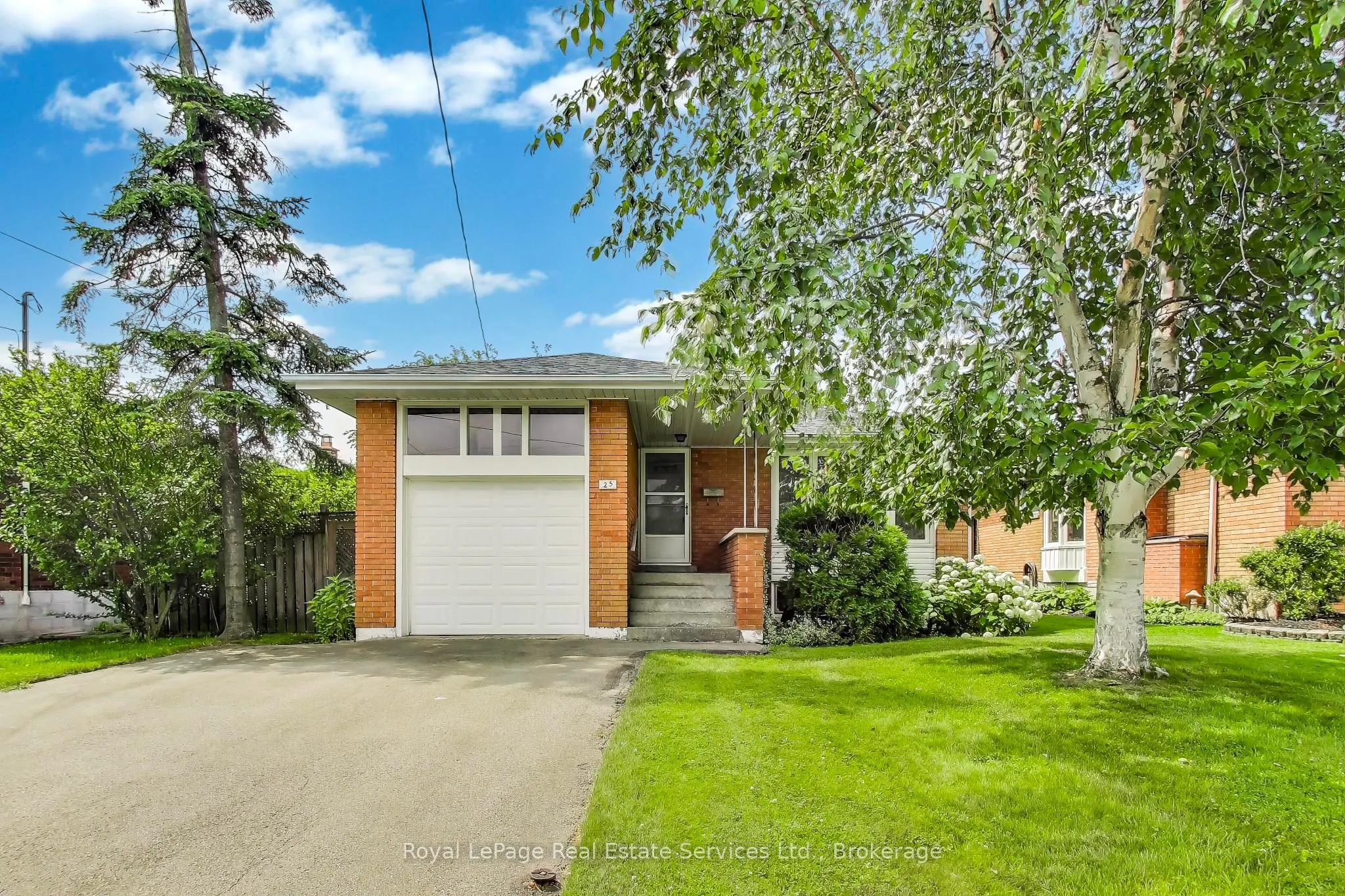 25 Sandringham Avenue