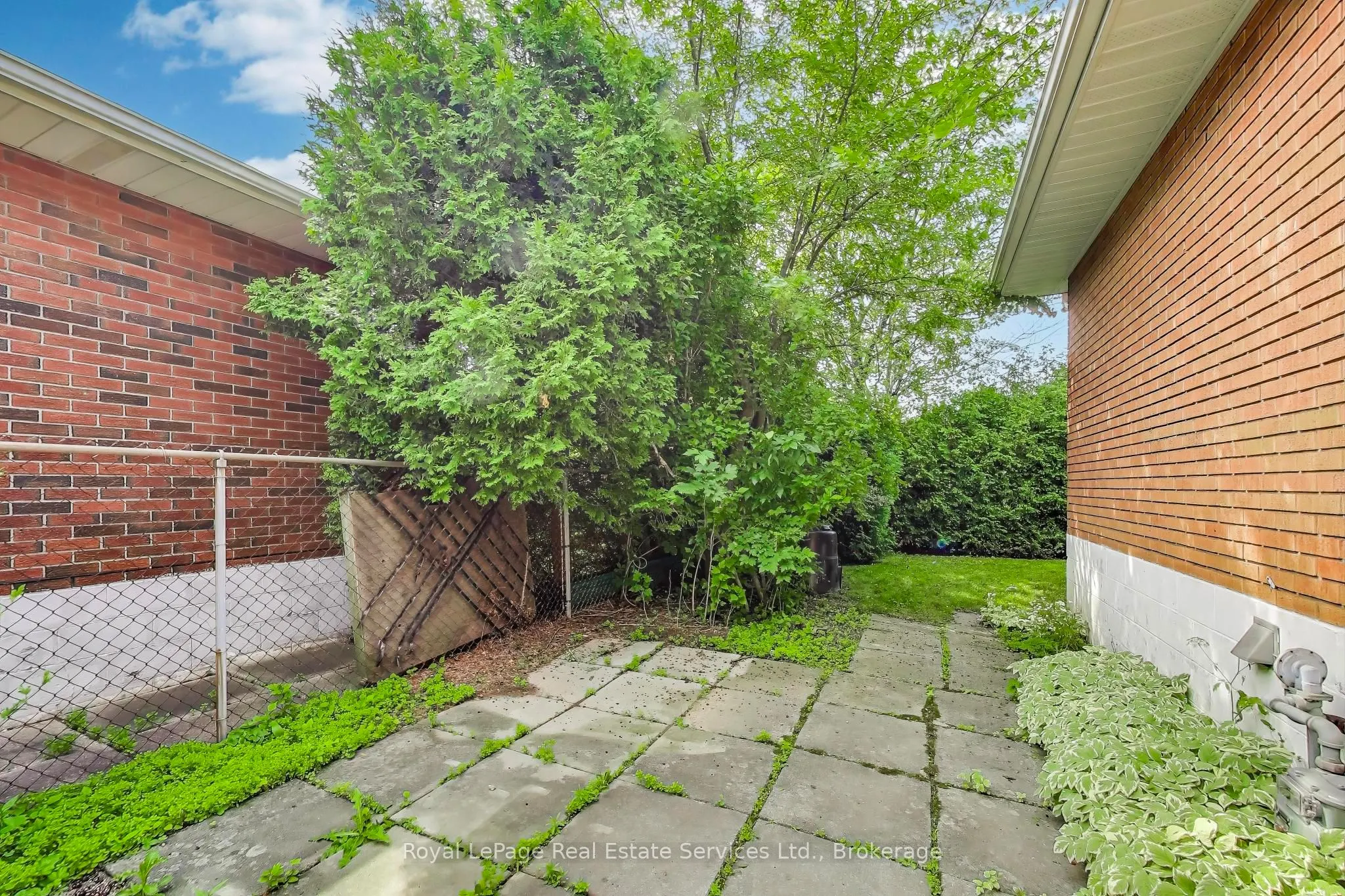 25 Sandringham Avenue