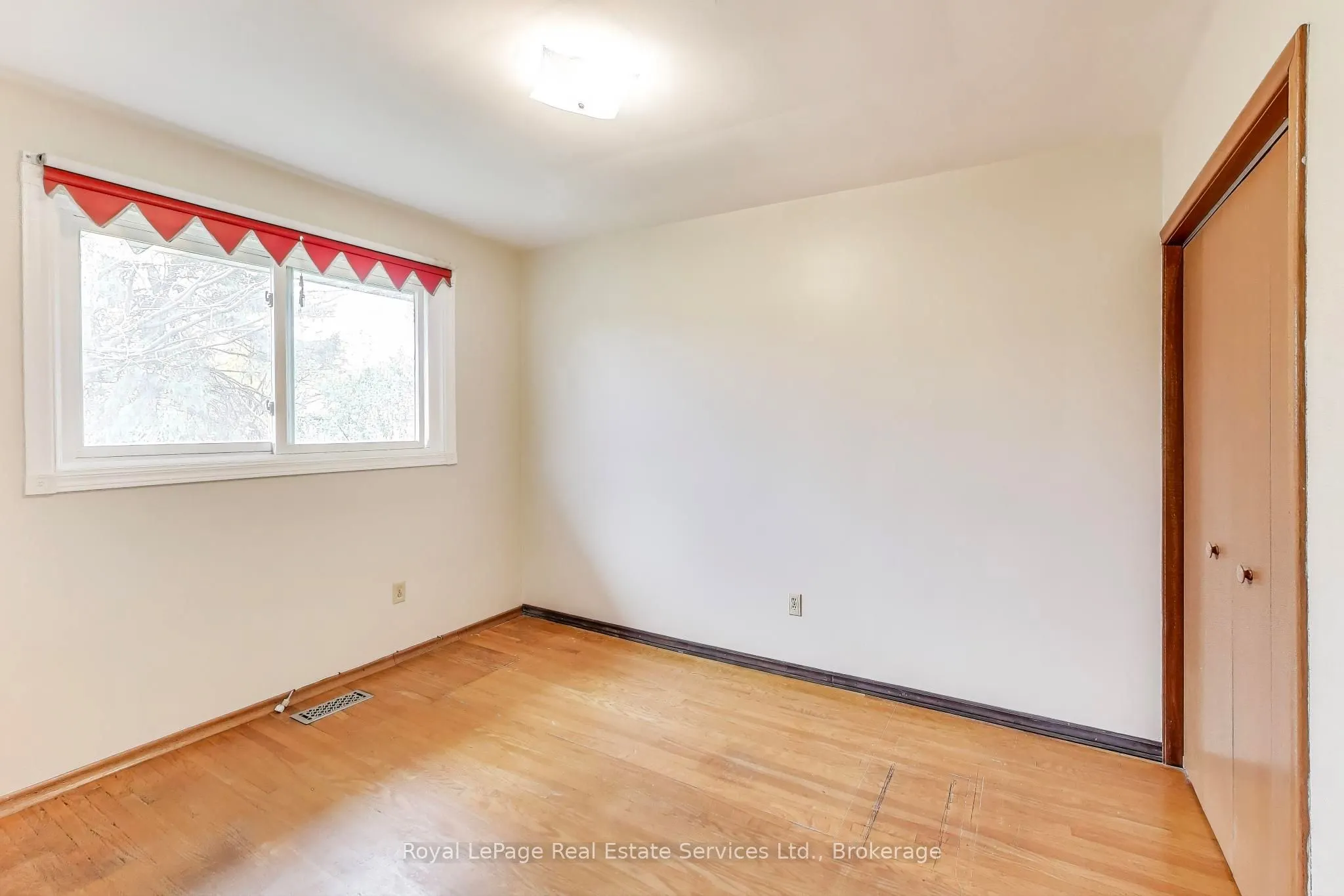 25 Sandringham Avenue