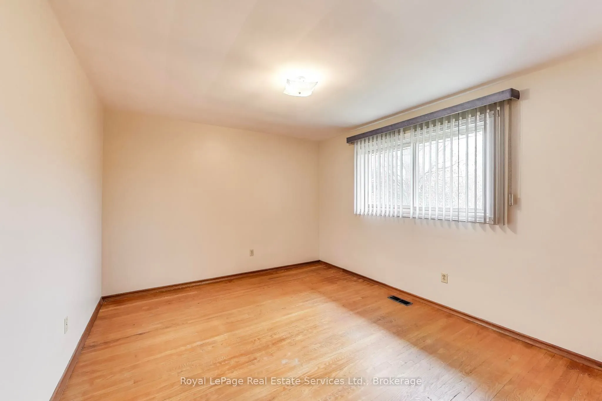 25 Sandringham Avenue