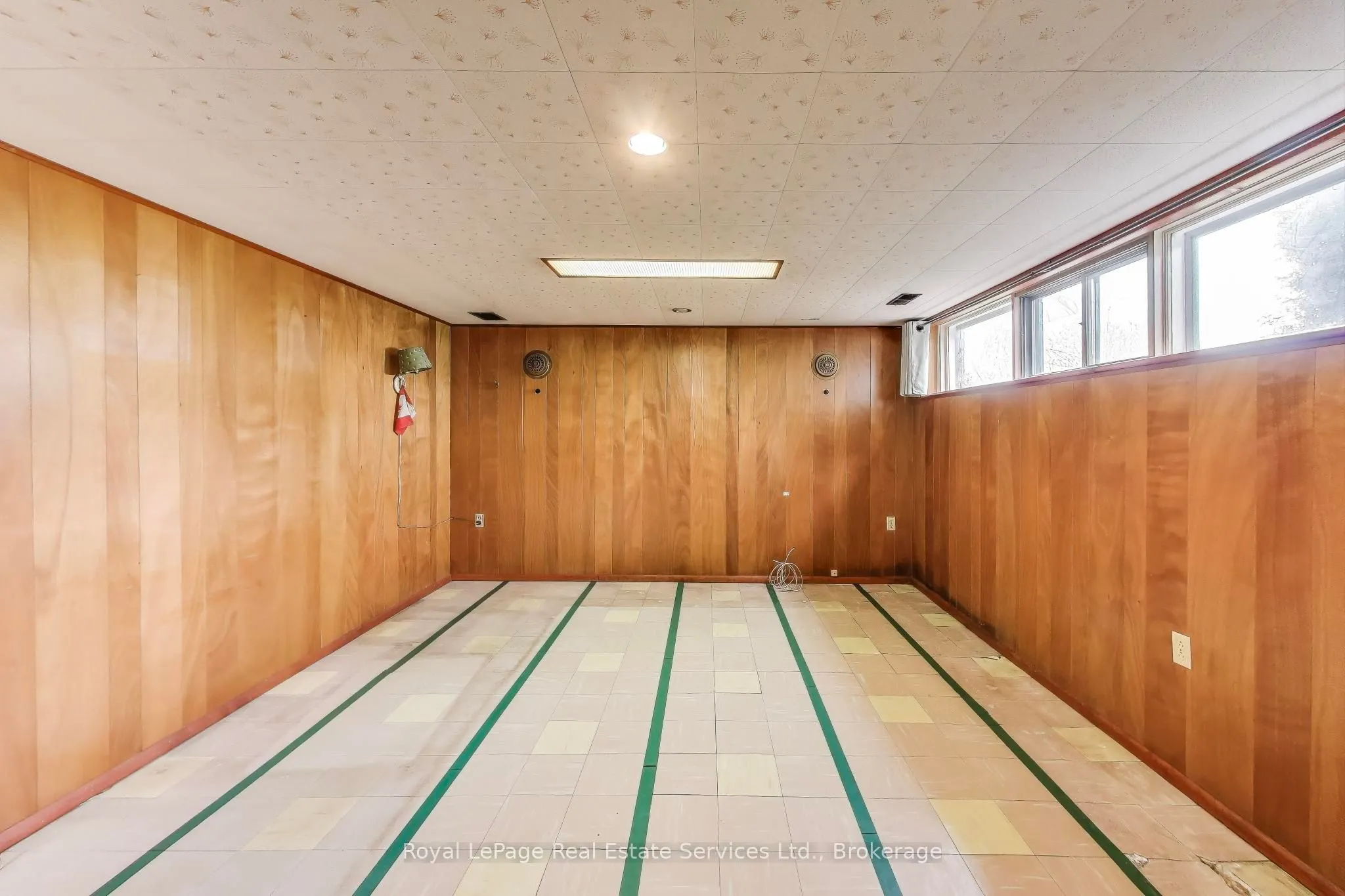 25 Sandringham Avenue