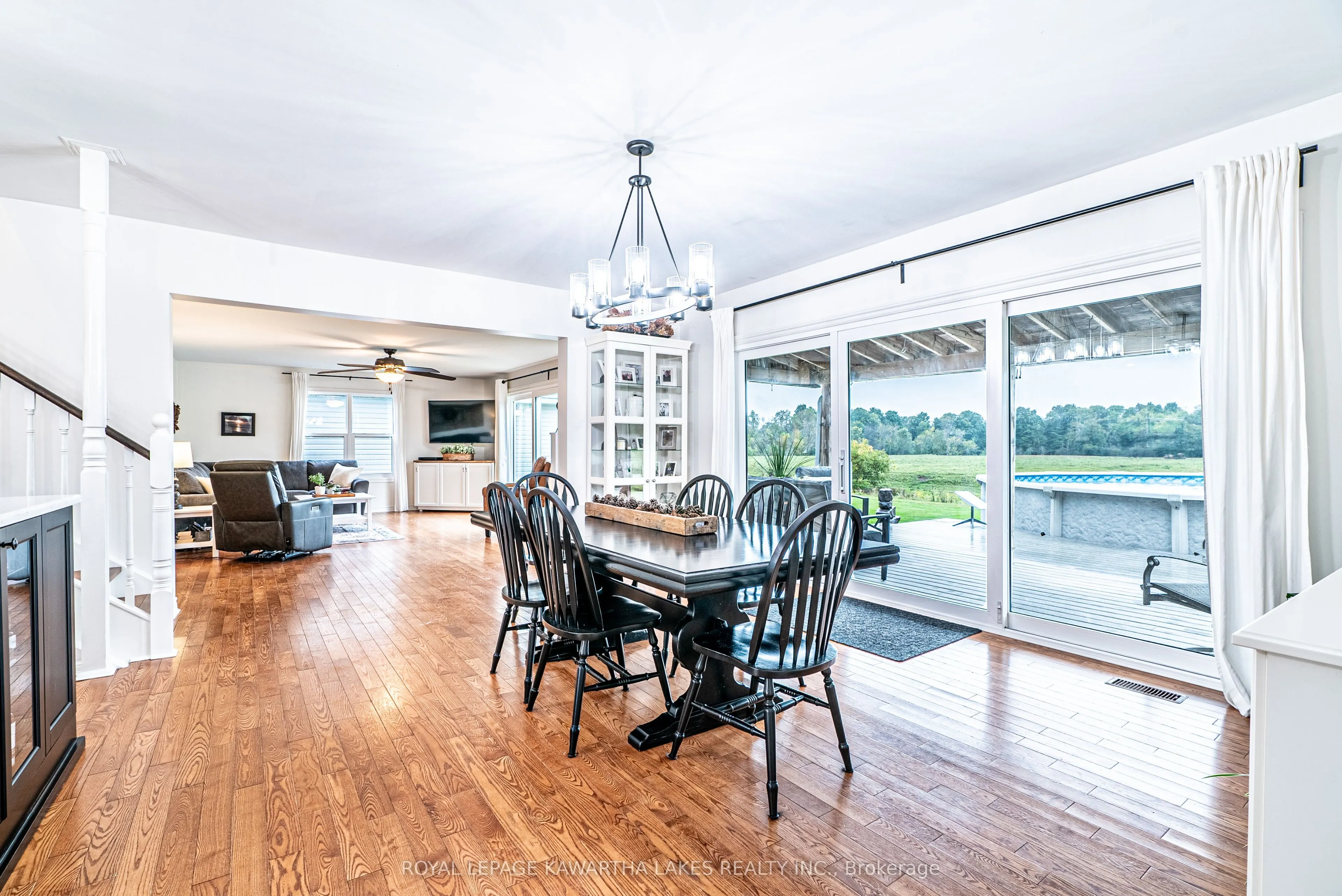 2433 County Road 121 Road