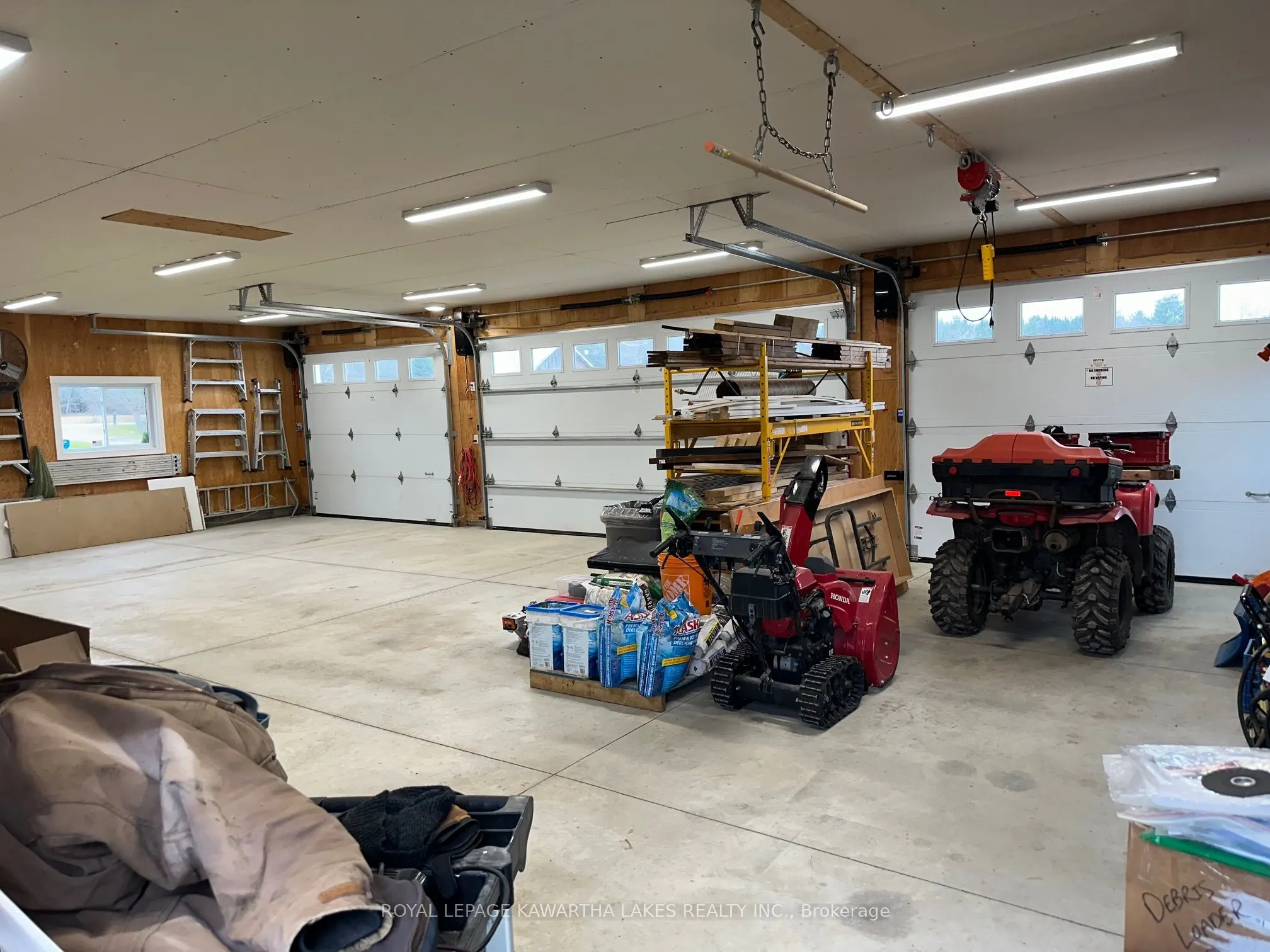 2433 County Road 121 Road