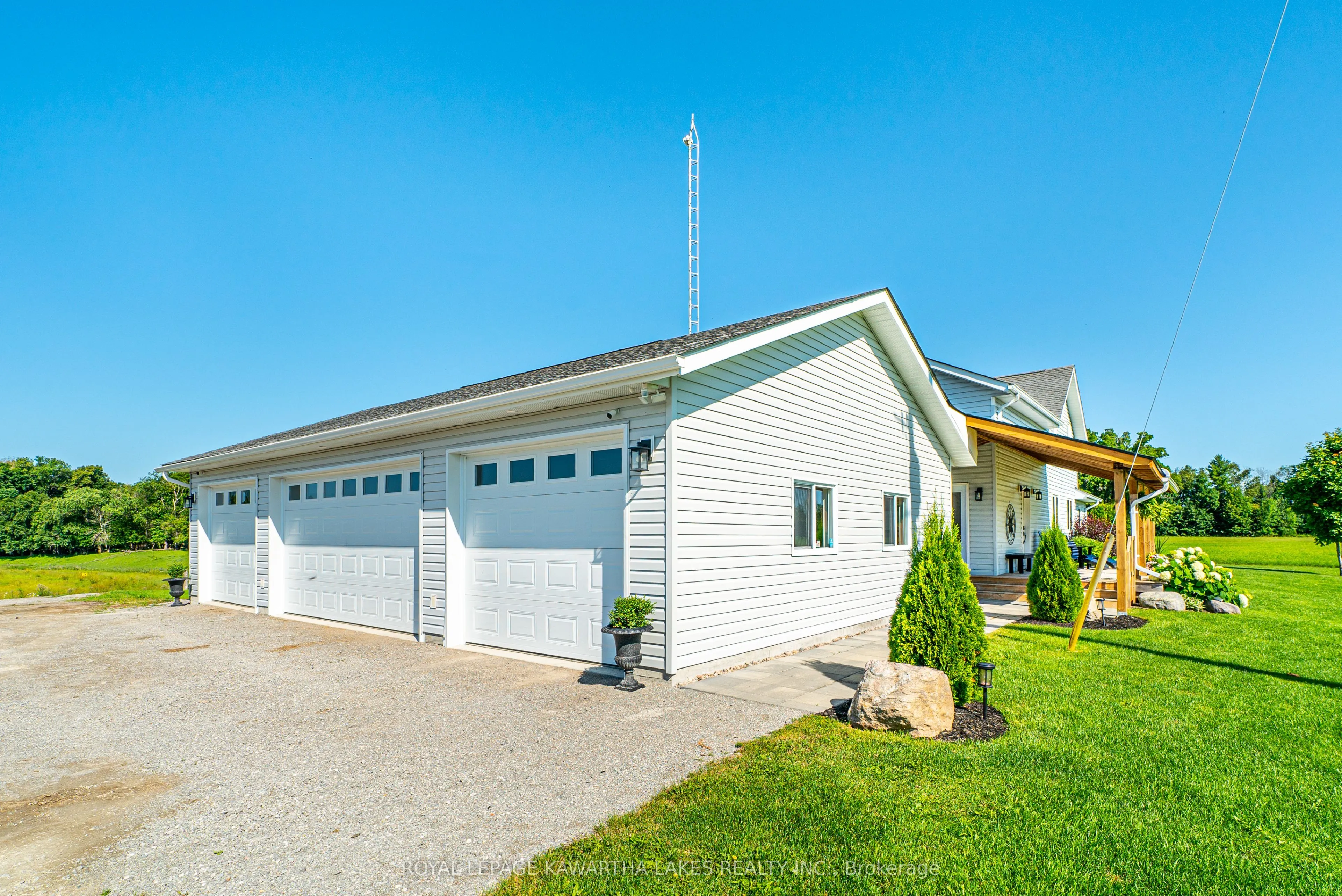 2433 County Road 121 Road
