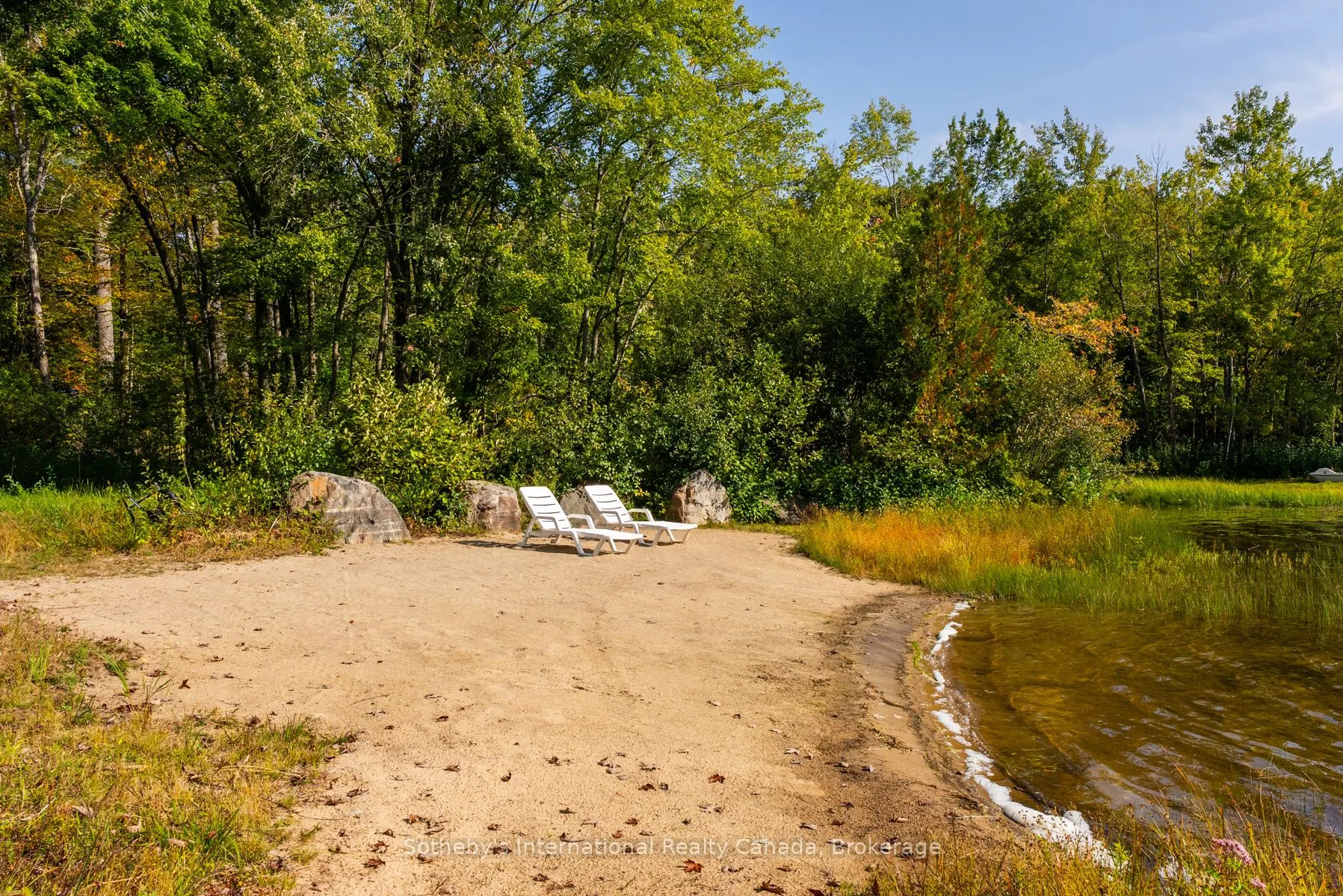1329 Moon River Road