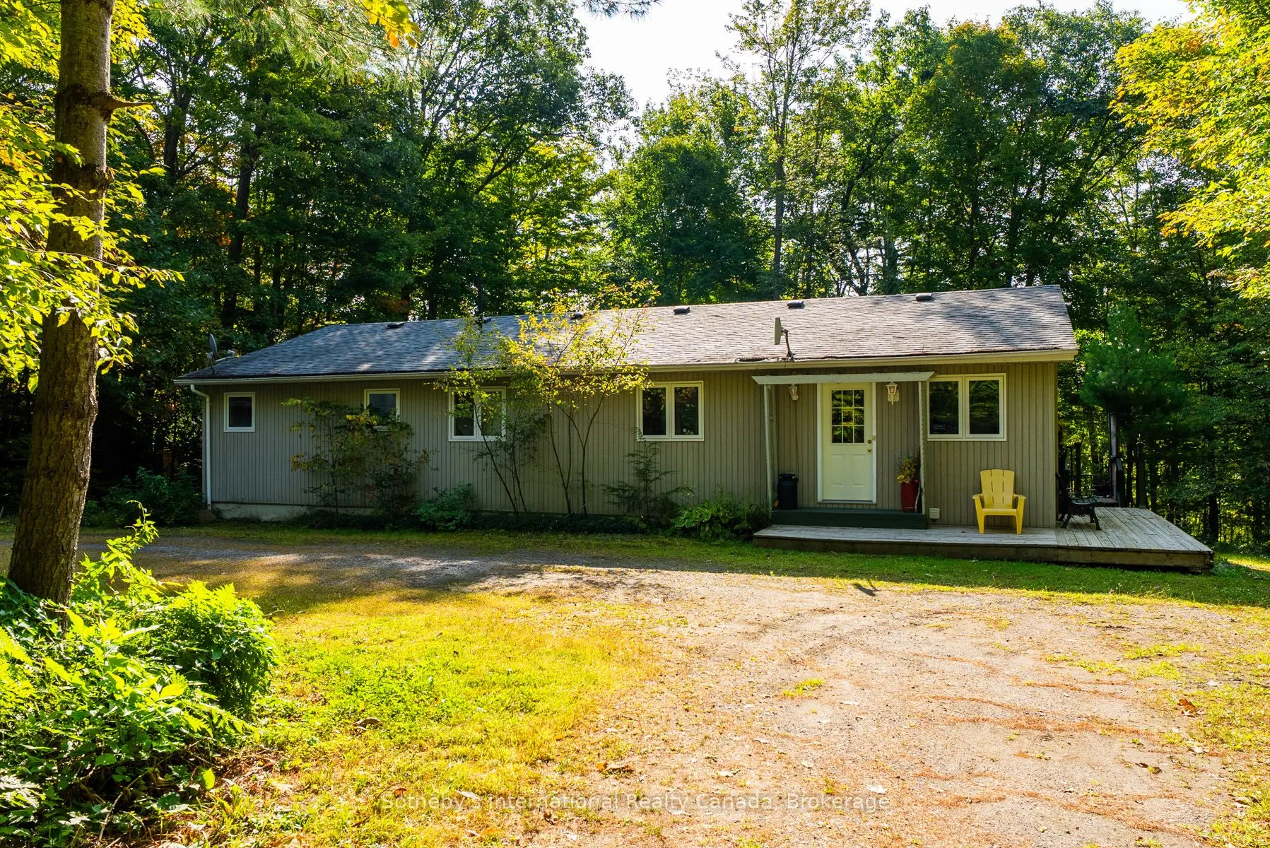 1329 Moon River Road