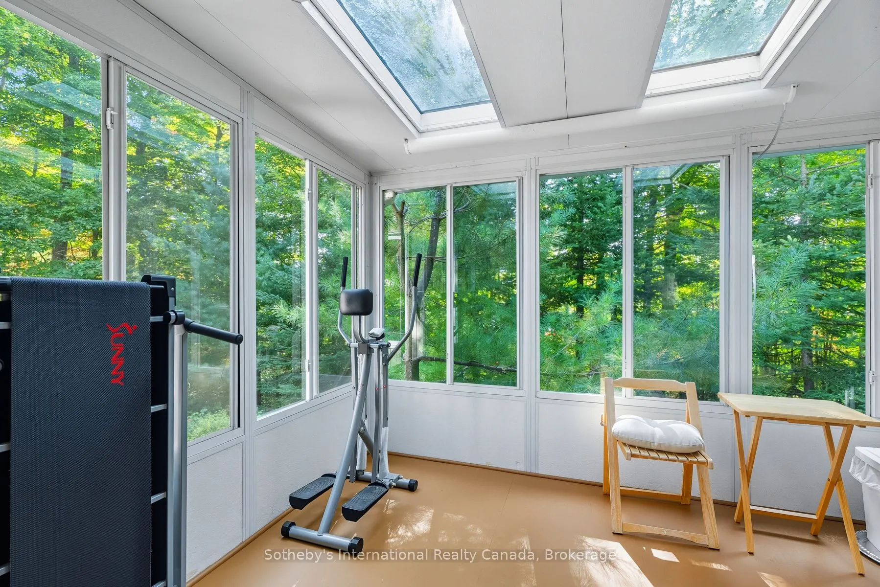 1329 Moon River Road