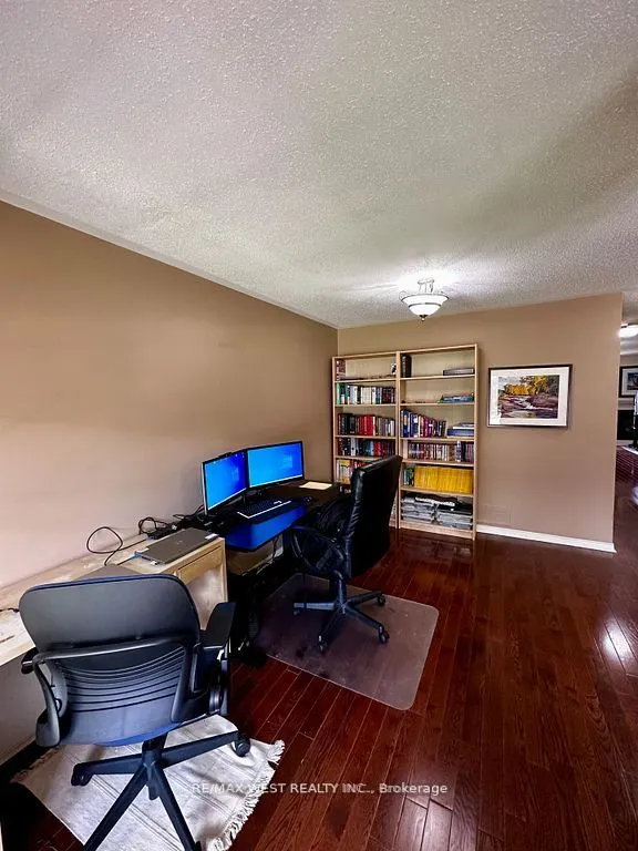 119 Deerfox Drive