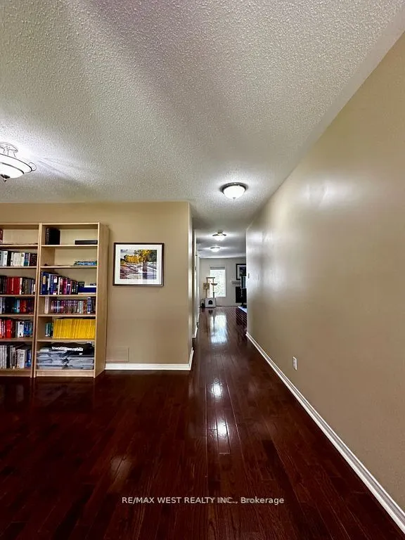 119 Deerfox Drive