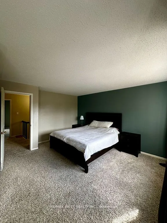 119 Deerfox Drive