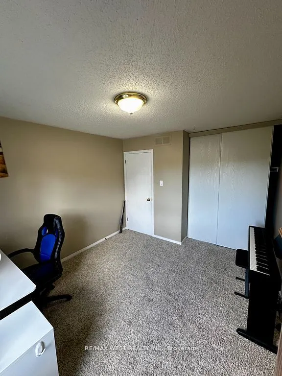 119 Deerfox Drive