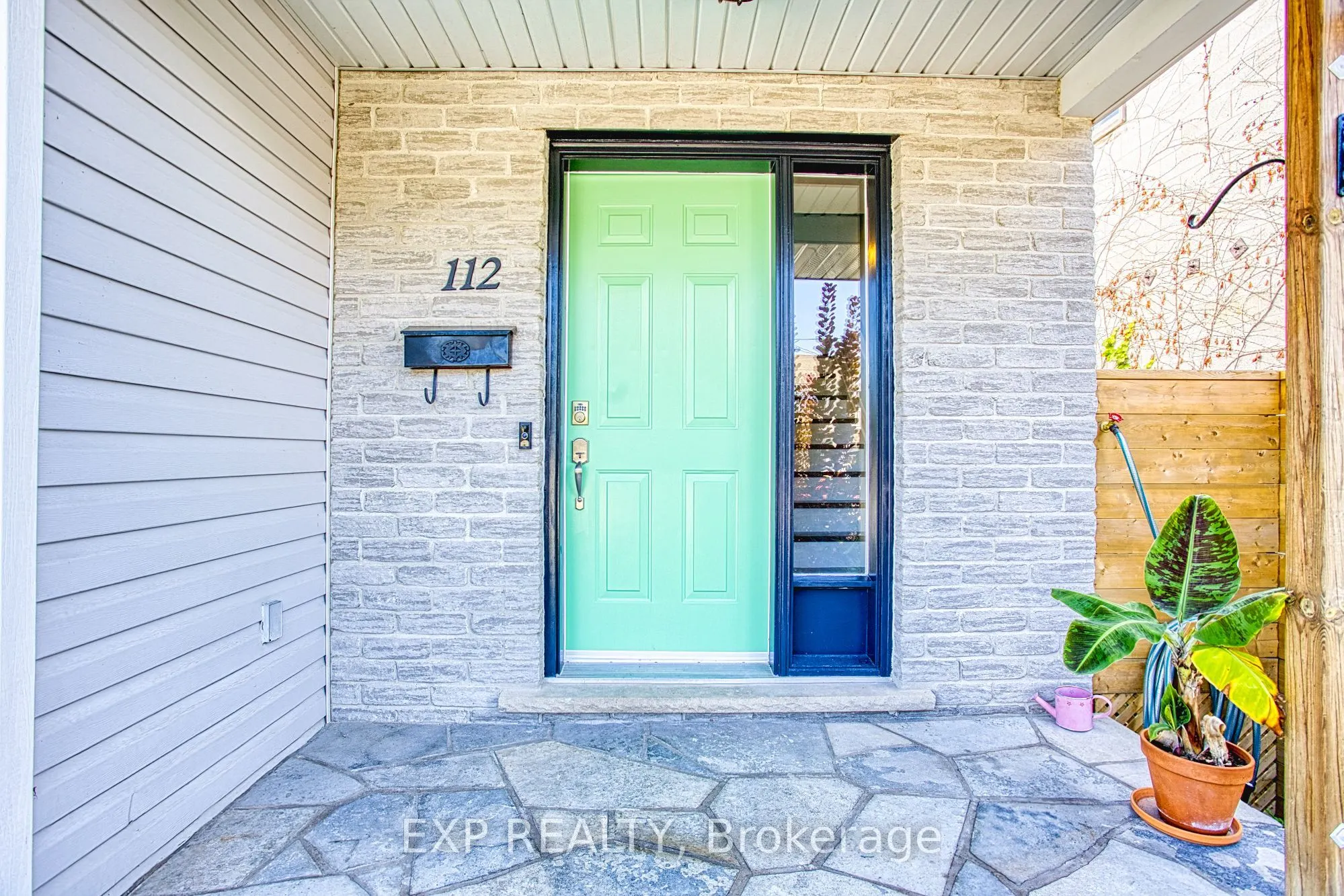 112 Arthur Street