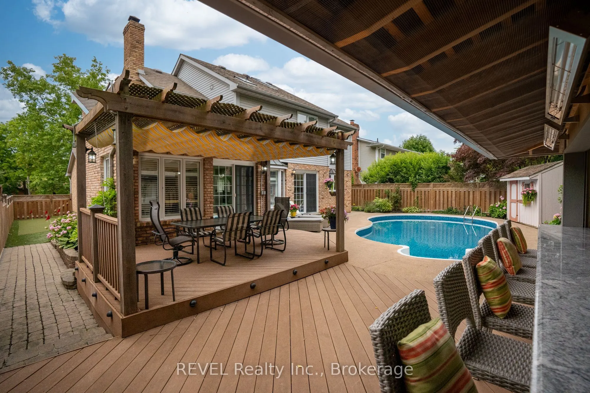 78 SOVEREIGN Drive