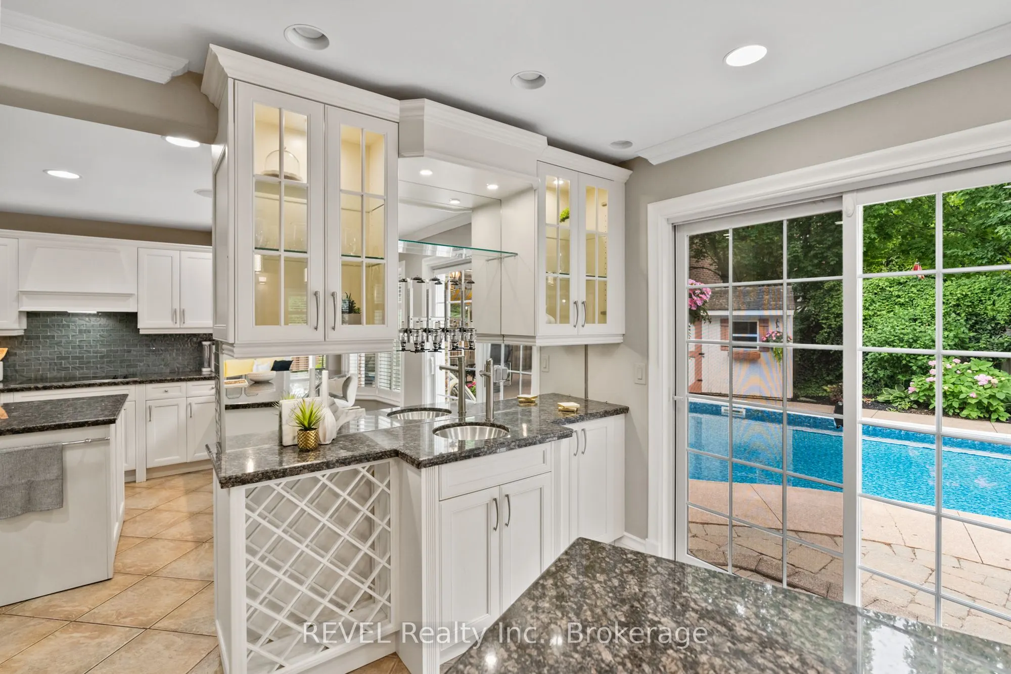 78 SOVEREIGN Drive