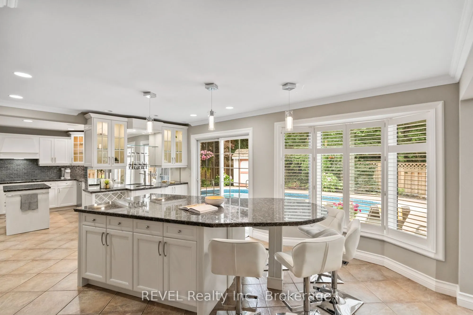 78 SOVEREIGN Drive