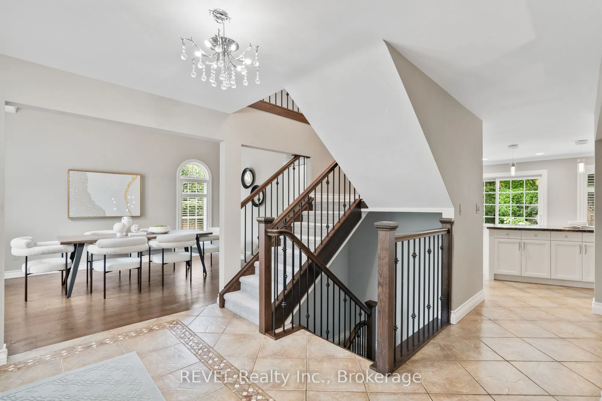 78 SOVEREIGN Drive