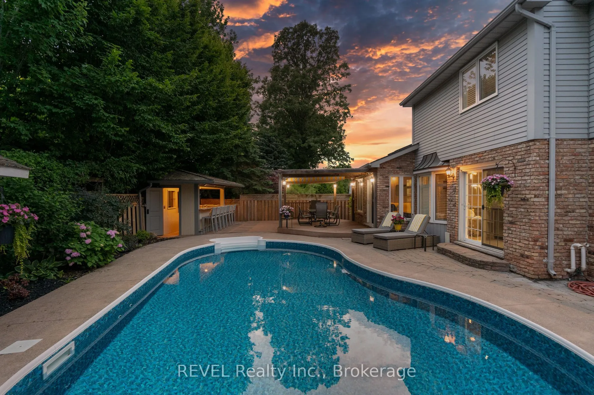 78 SOVEREIGN Drive