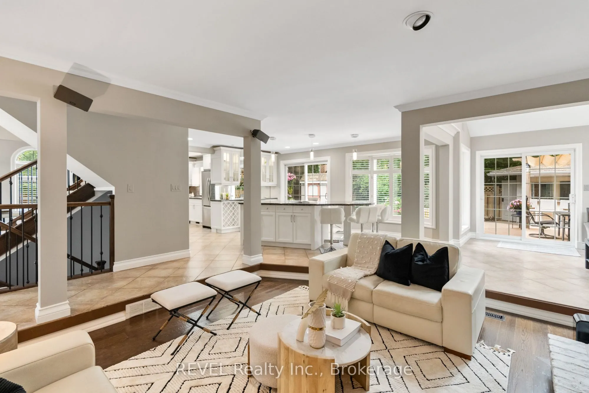 78 SOVEREIGN Drive