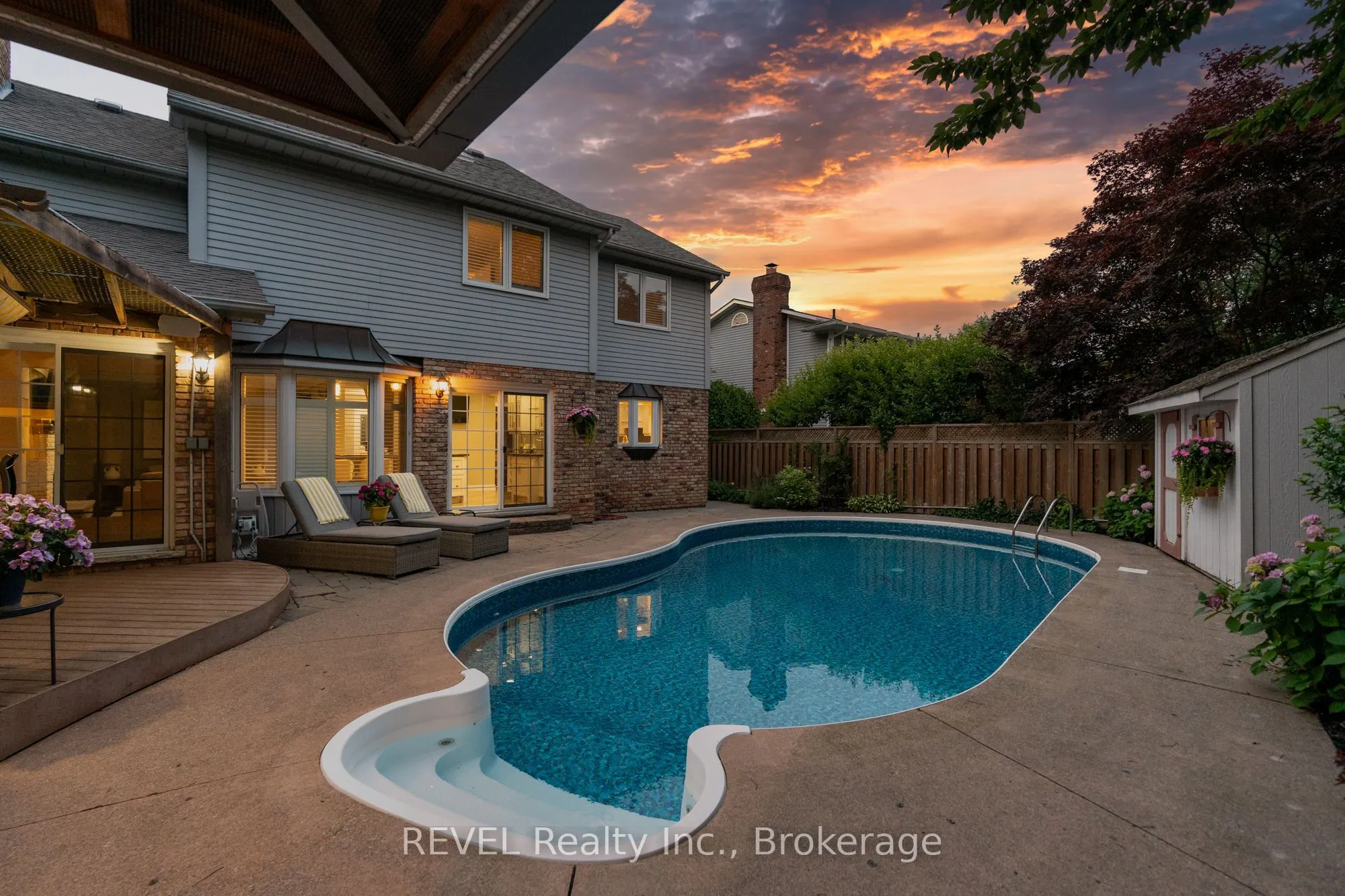 78 SOVEREIGN Drive