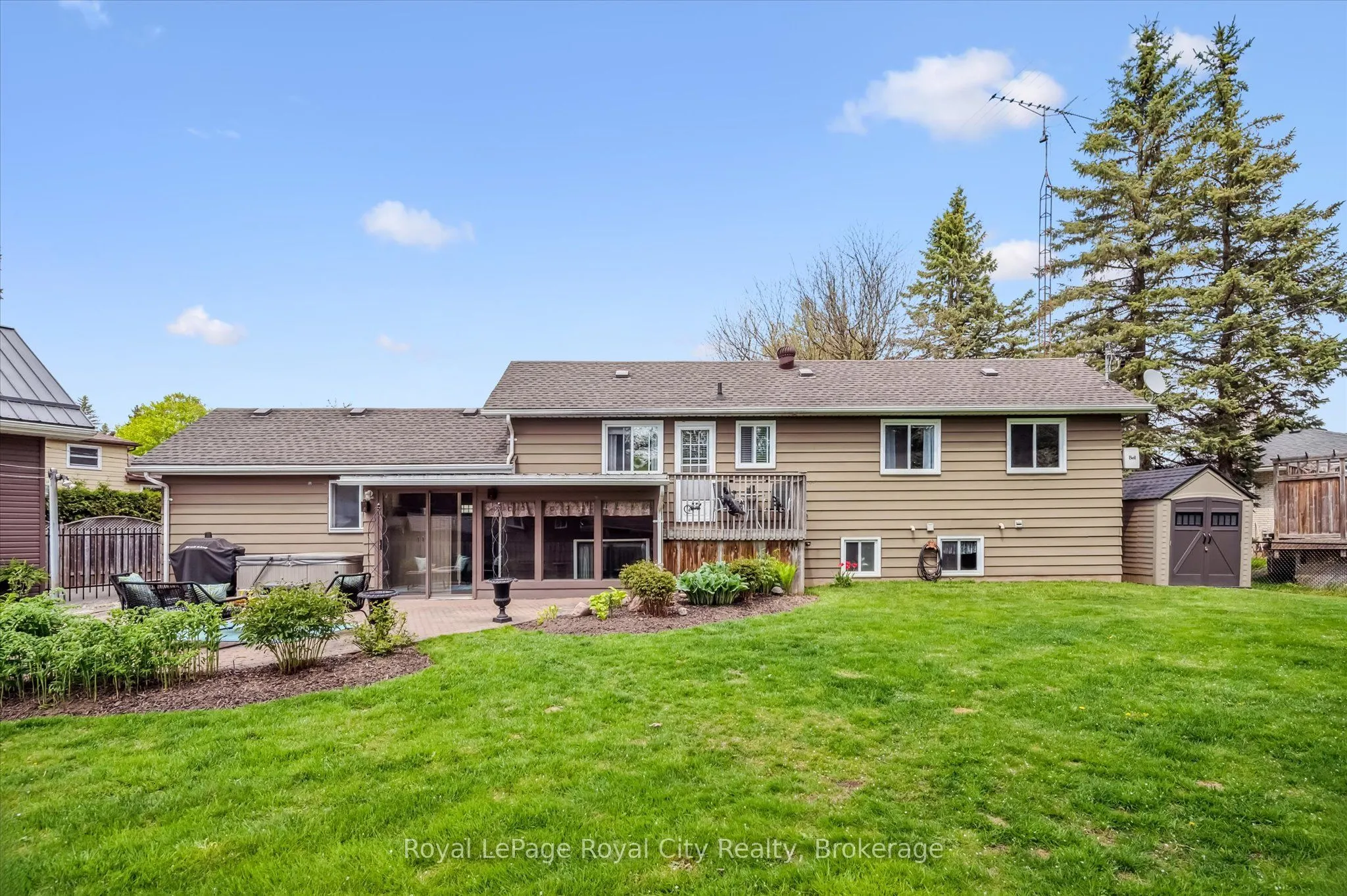 15 Wellington Drive