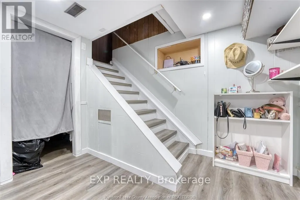 337 Evelyn Street
