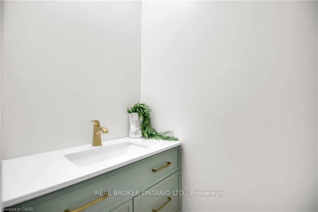 60 Charles Best Place