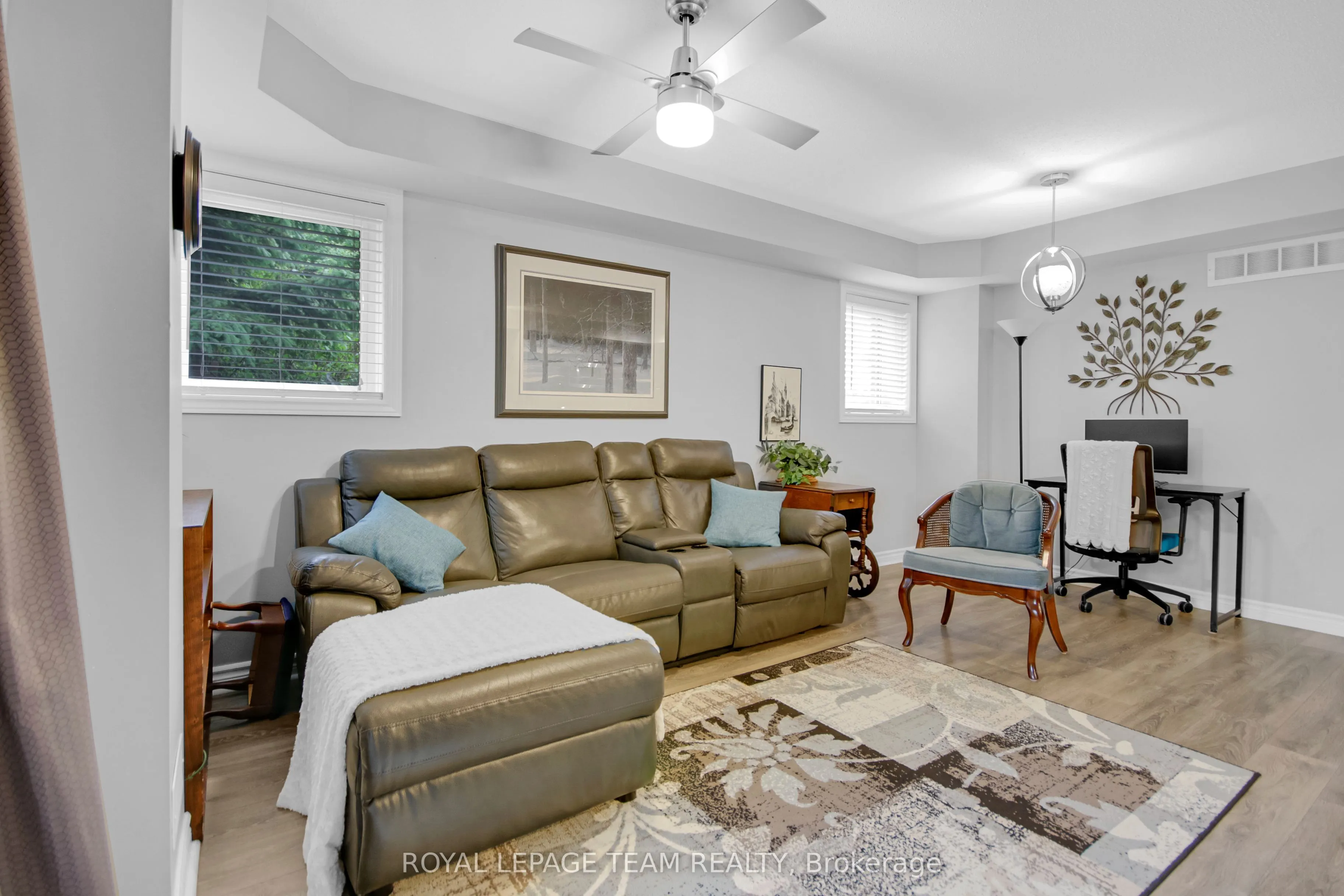 565 Stonefield Private, #2