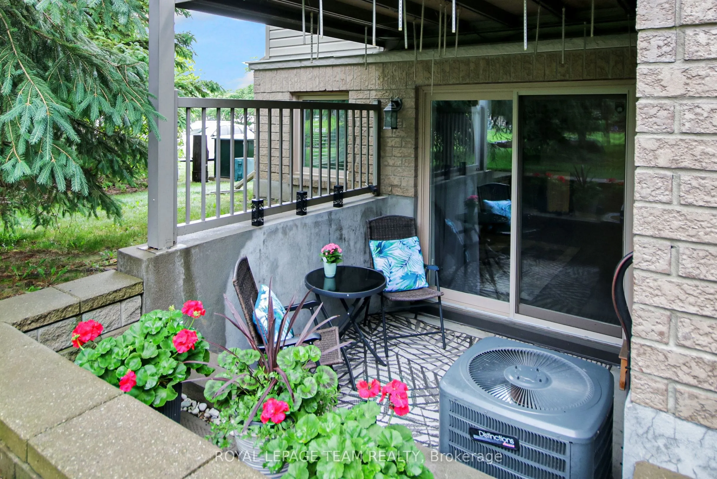 565 Stonefield Private, #2