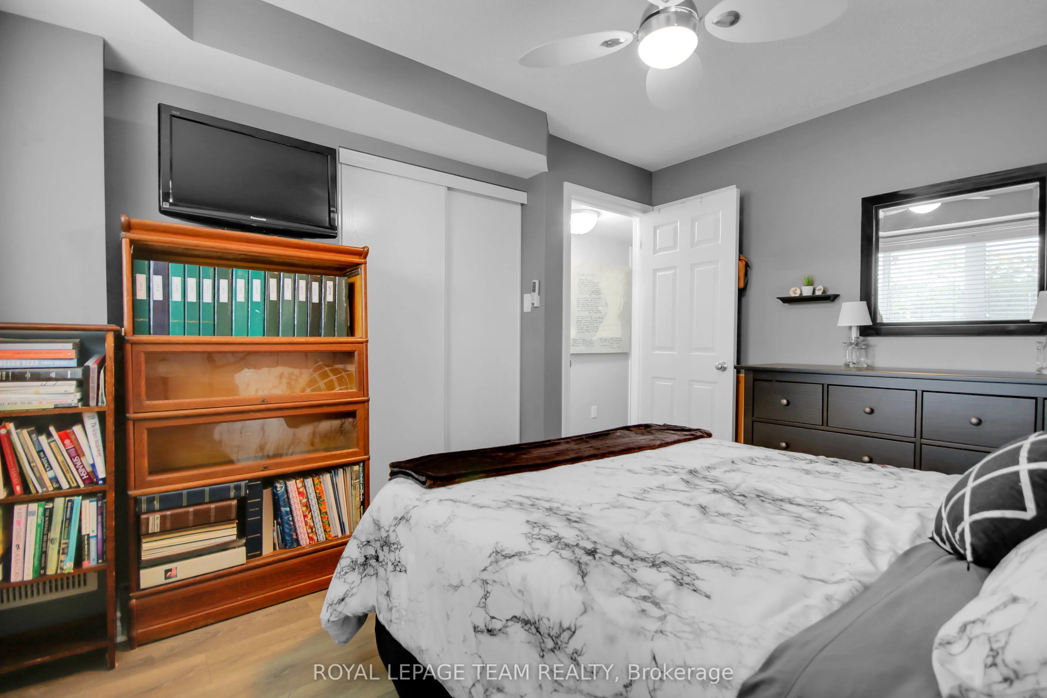 565 Stonefield Private, #2