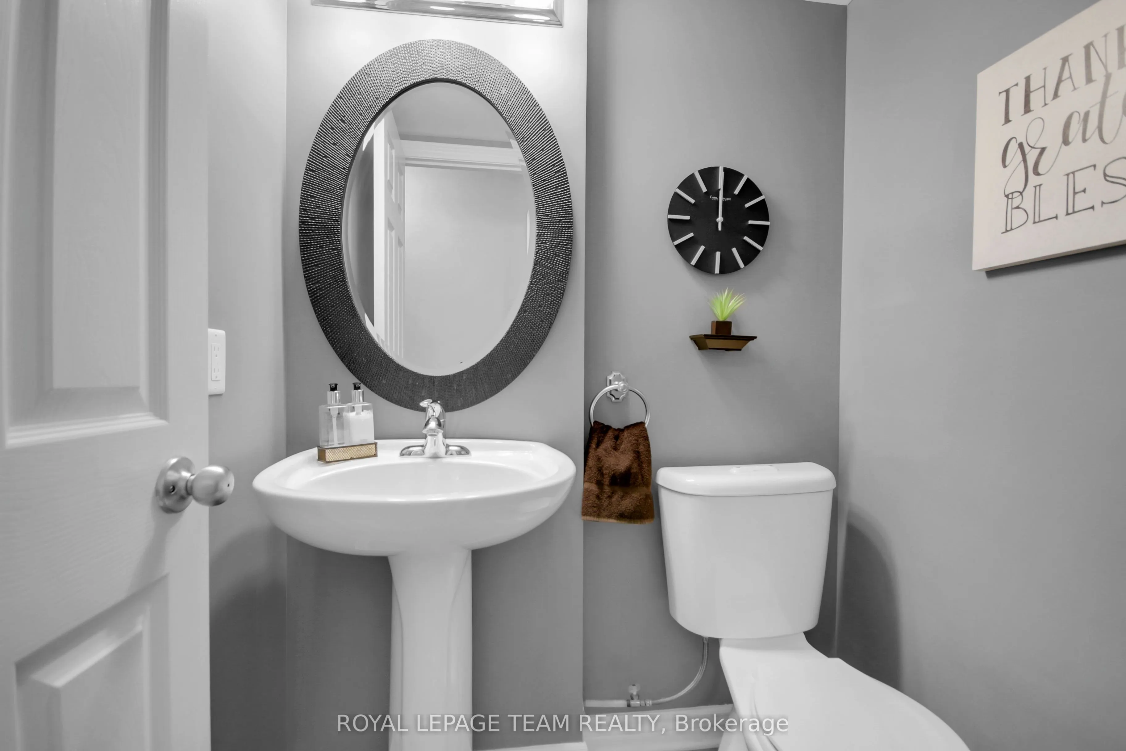 565 Stonefield Private, #2
