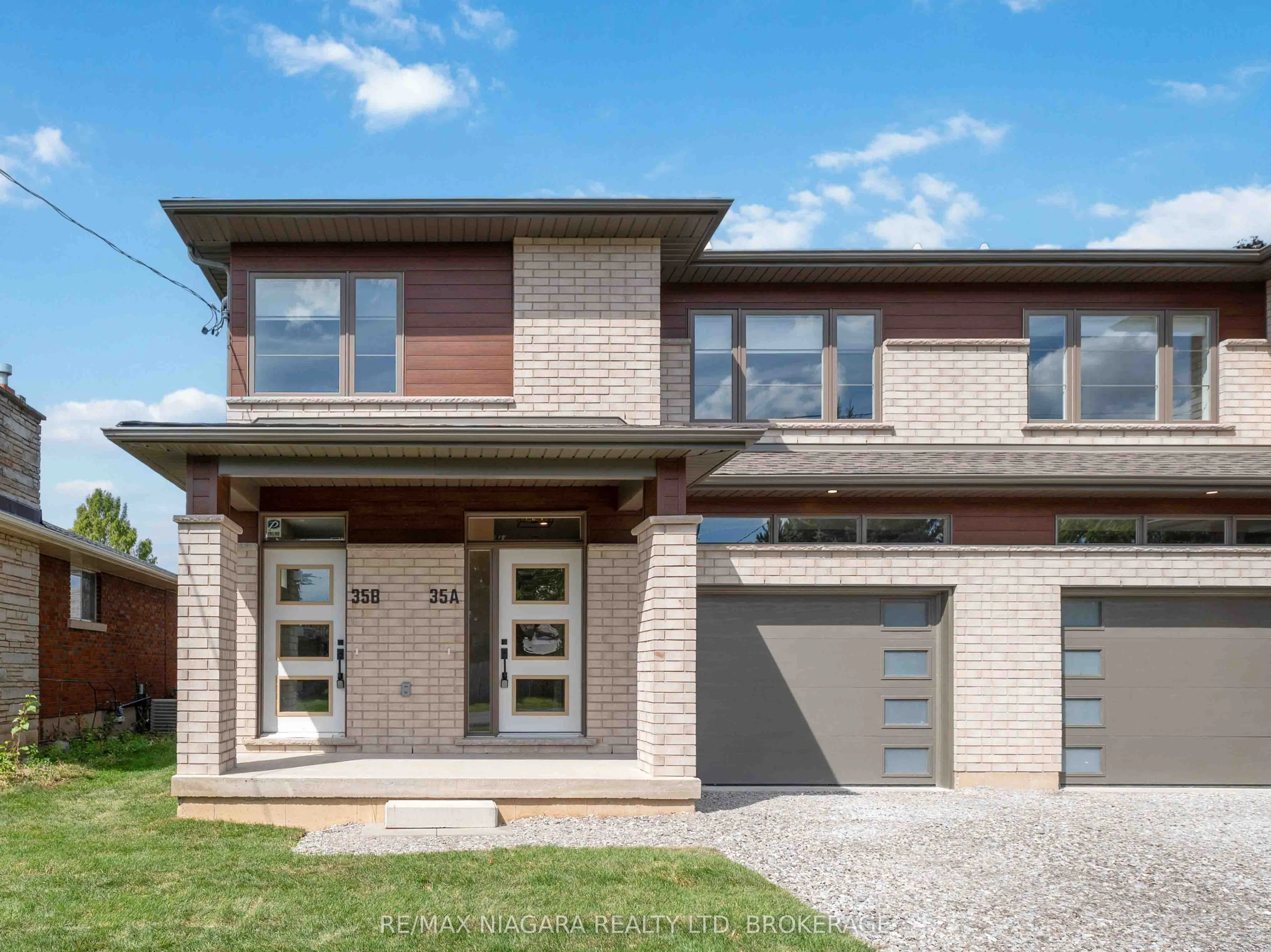 35 Buchanan Road, #B