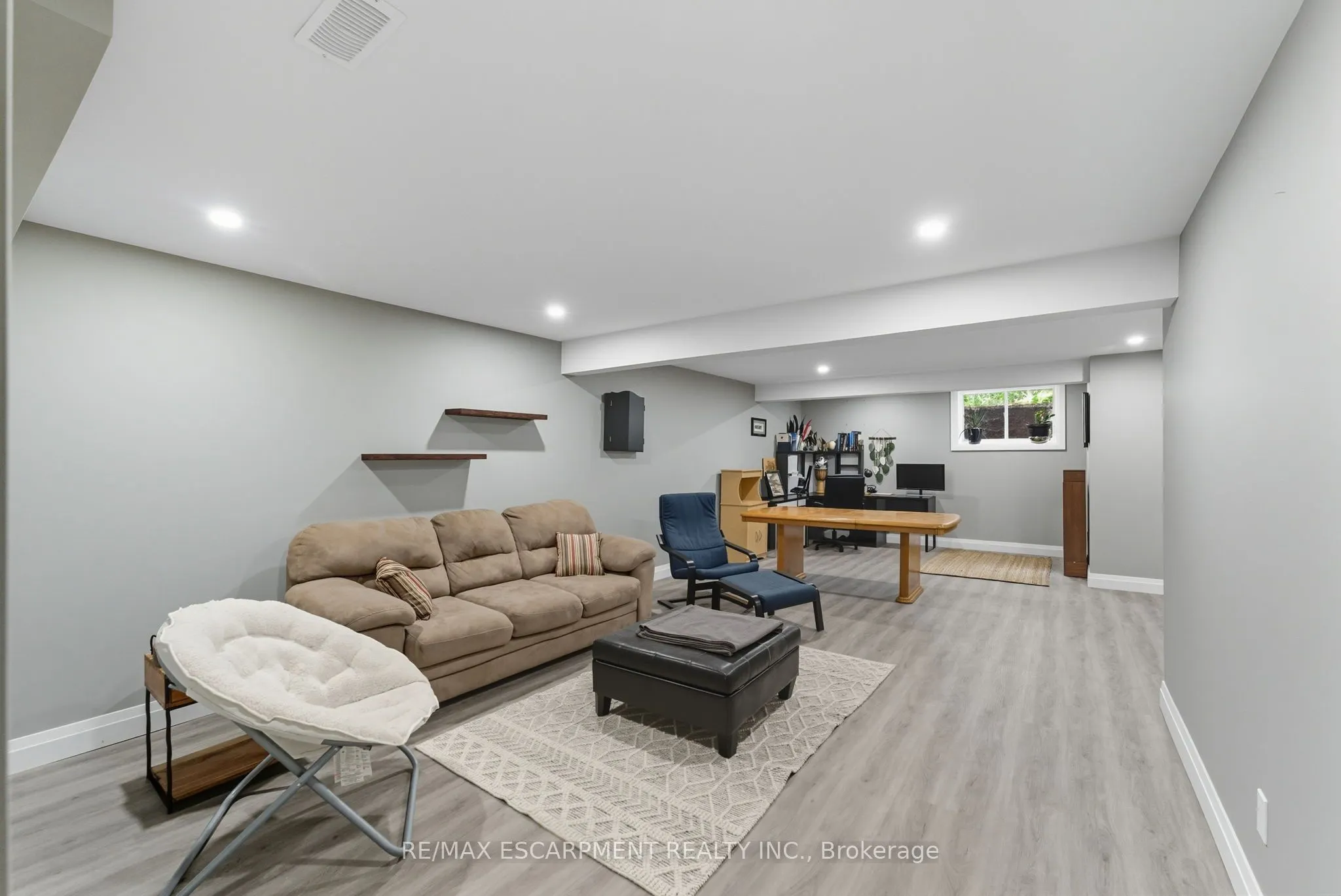 1053 Bay Street