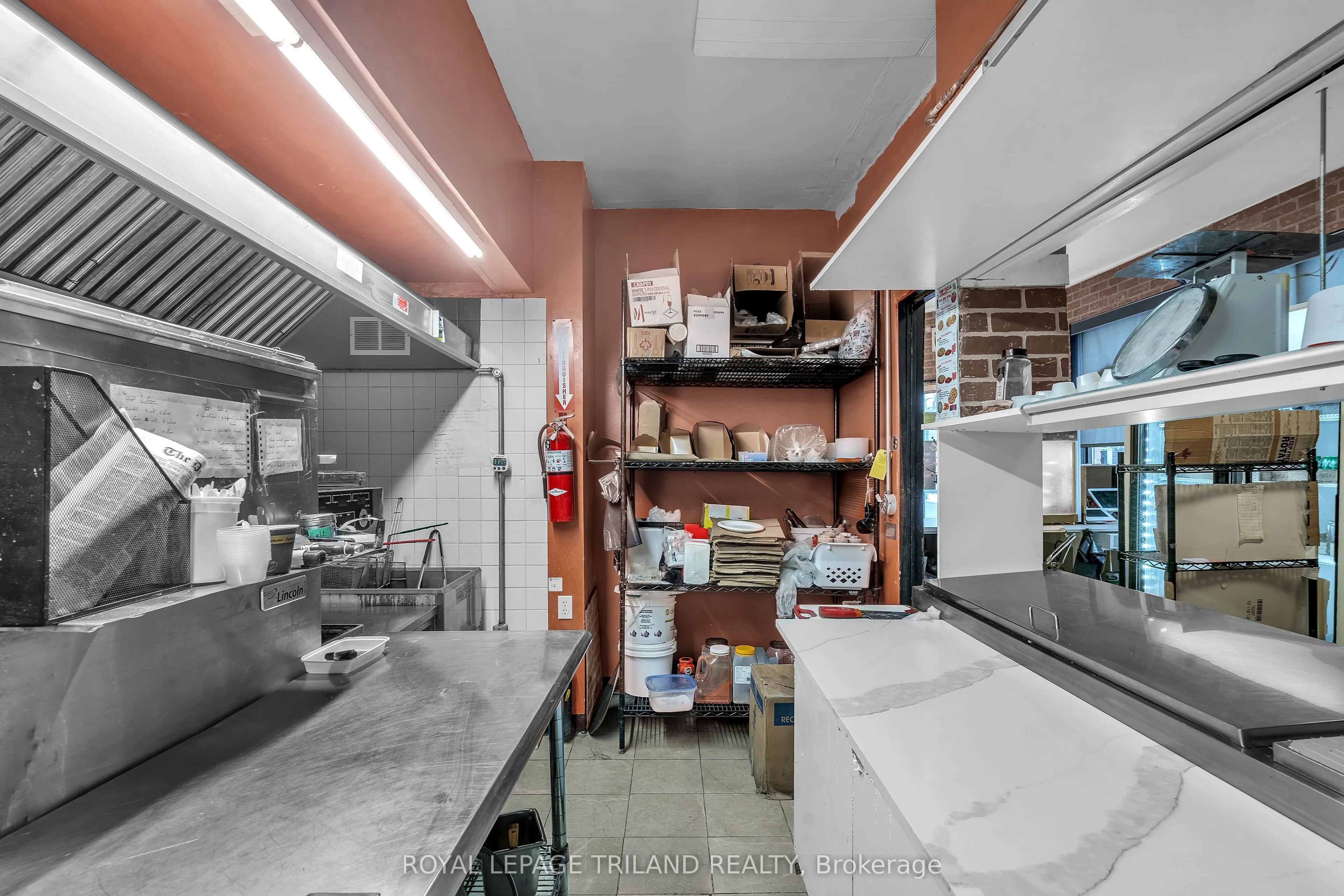 218 Horton Street E