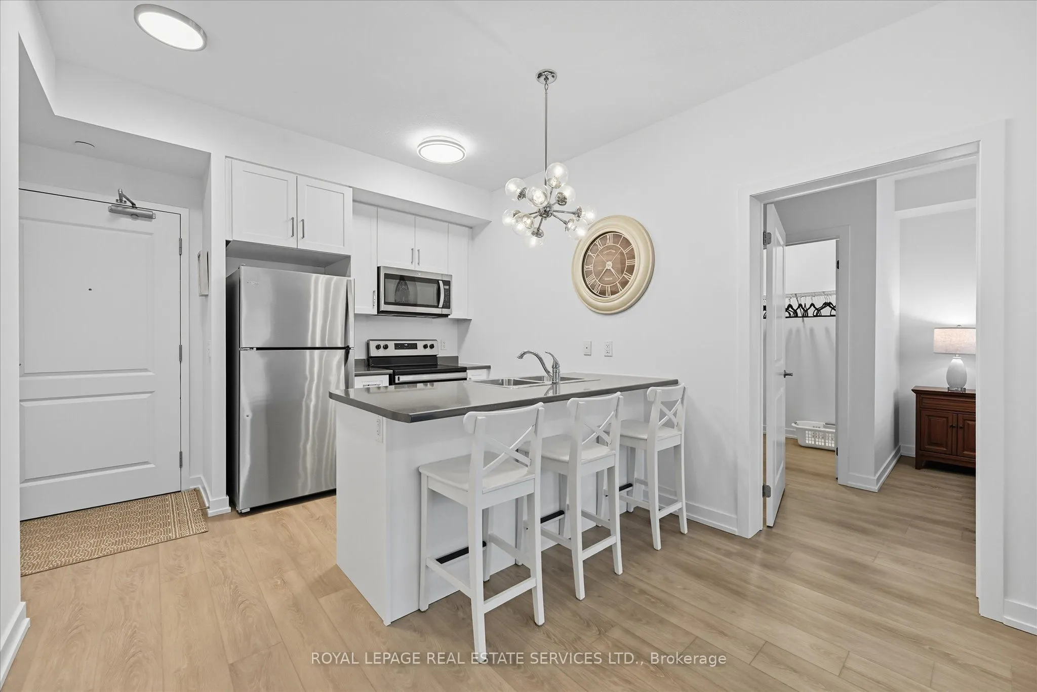 5055 Greenlane Road, #113