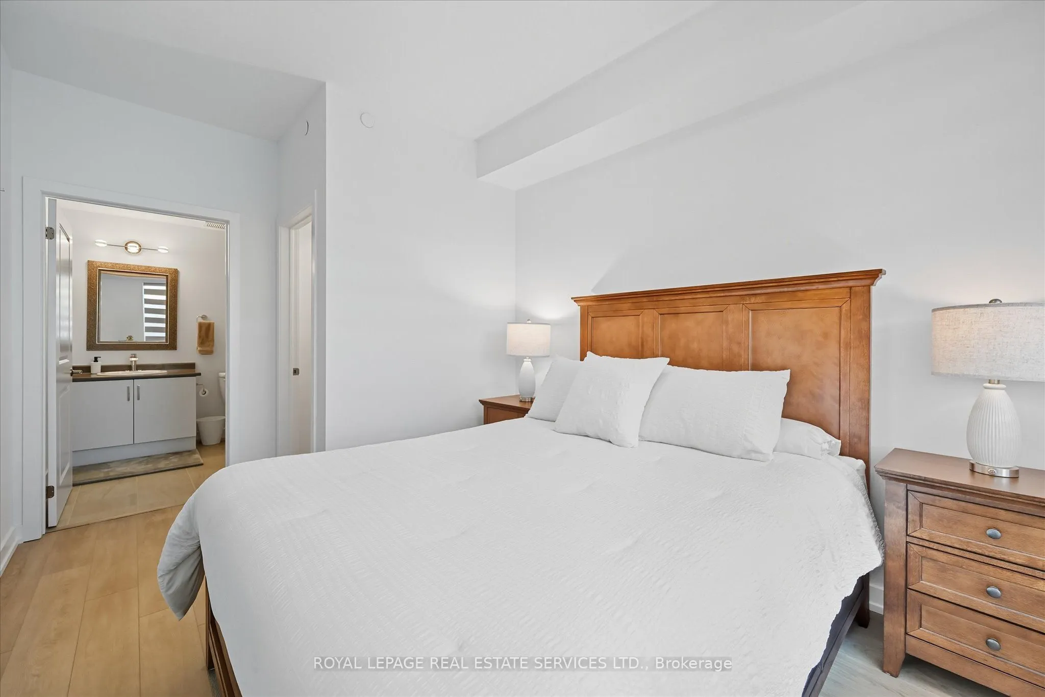5055 Greenlane Road, #113