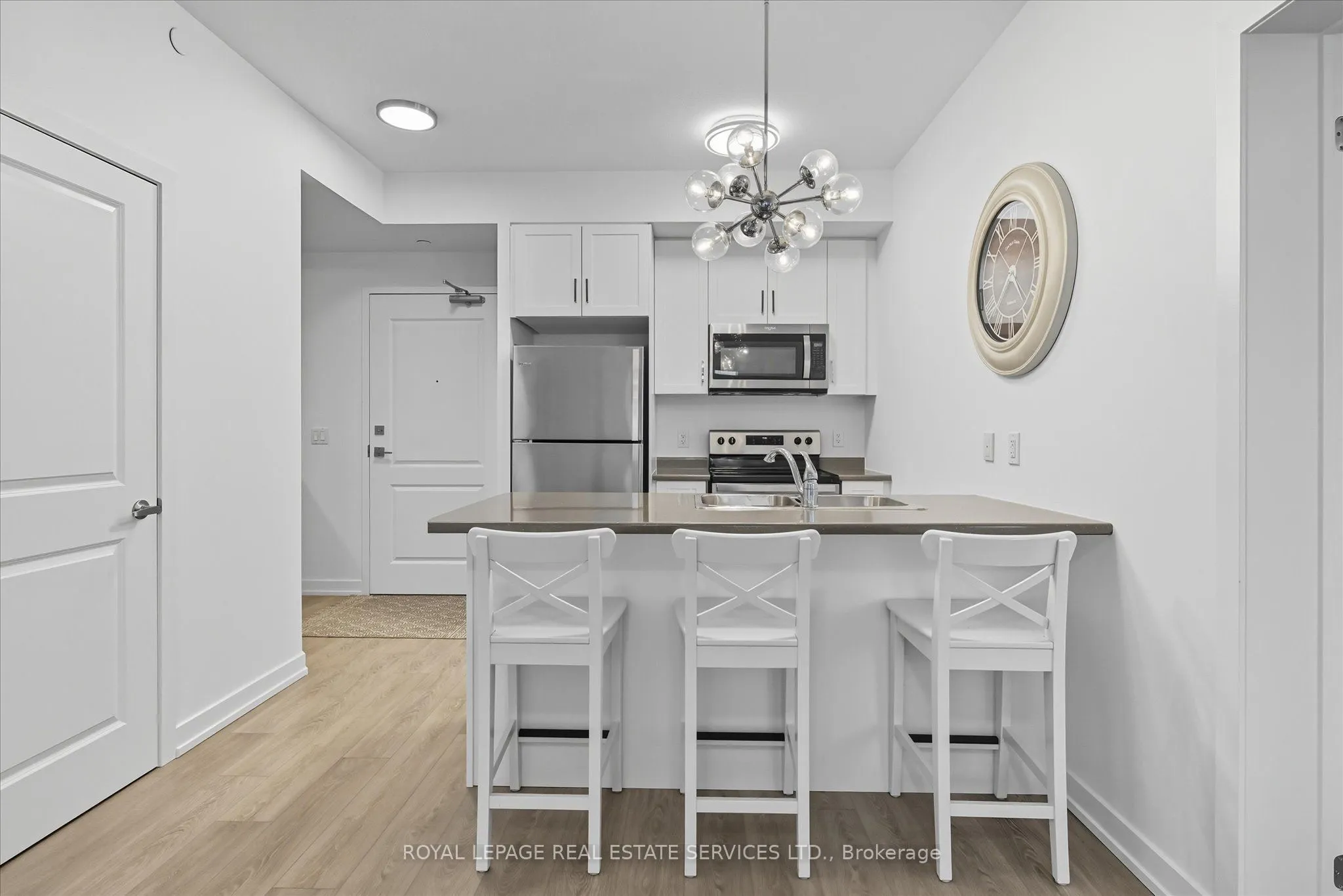 5055 Greenlane Road, #113