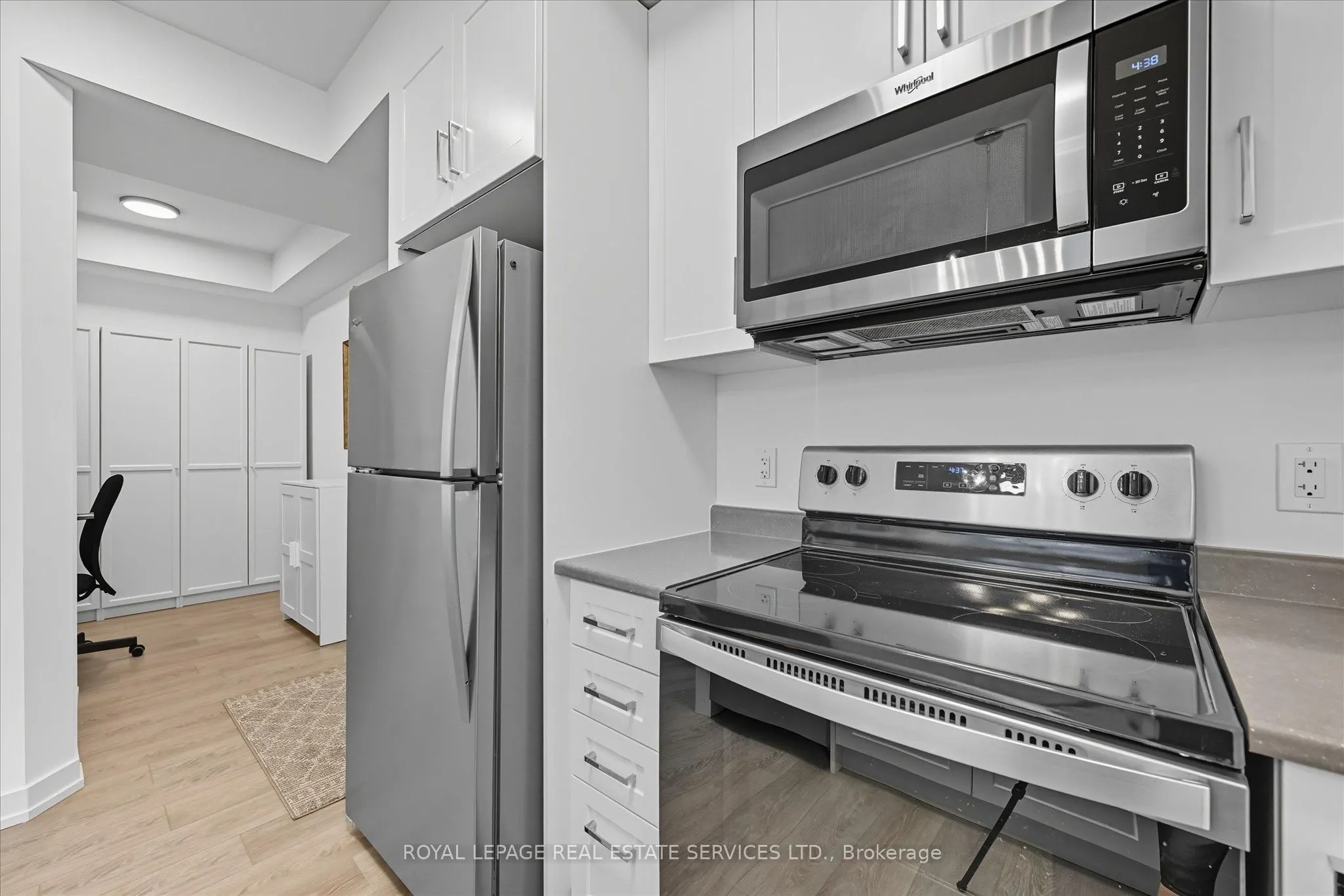 5055 Greenlane Road, #113