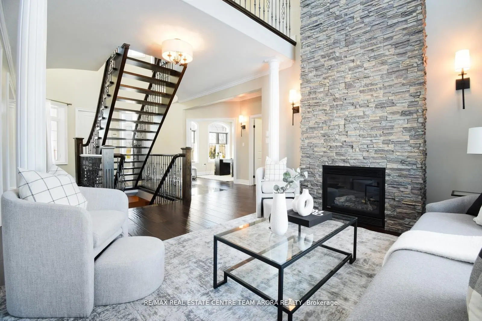 100 Chesswood Trail