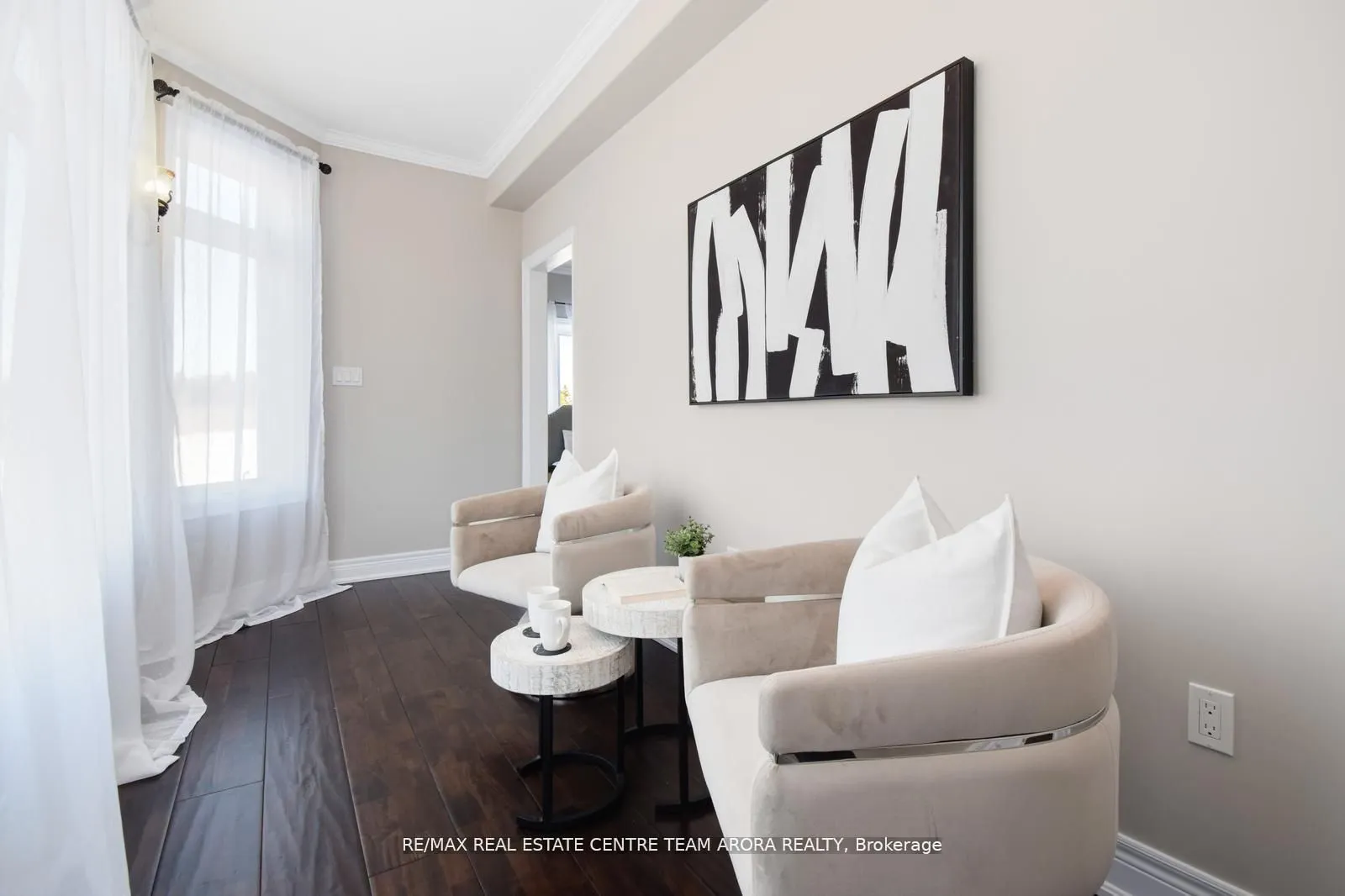 100 Chesswood Trail
