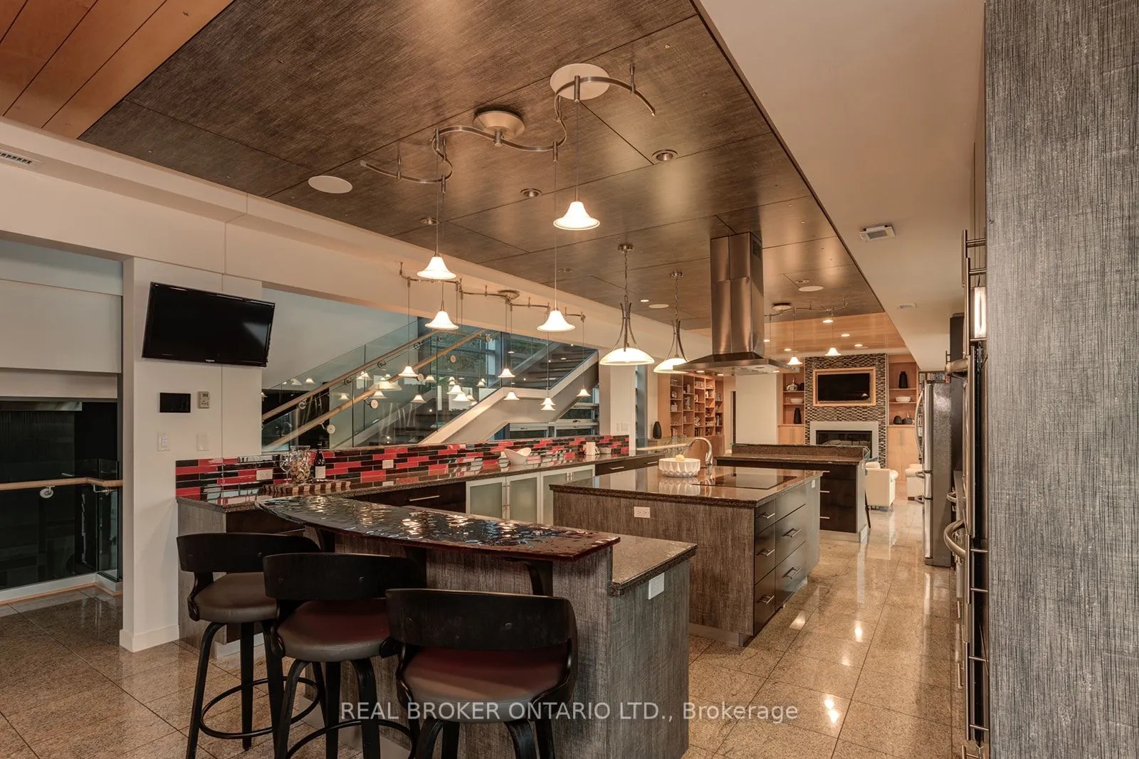 2410 South Bay Road