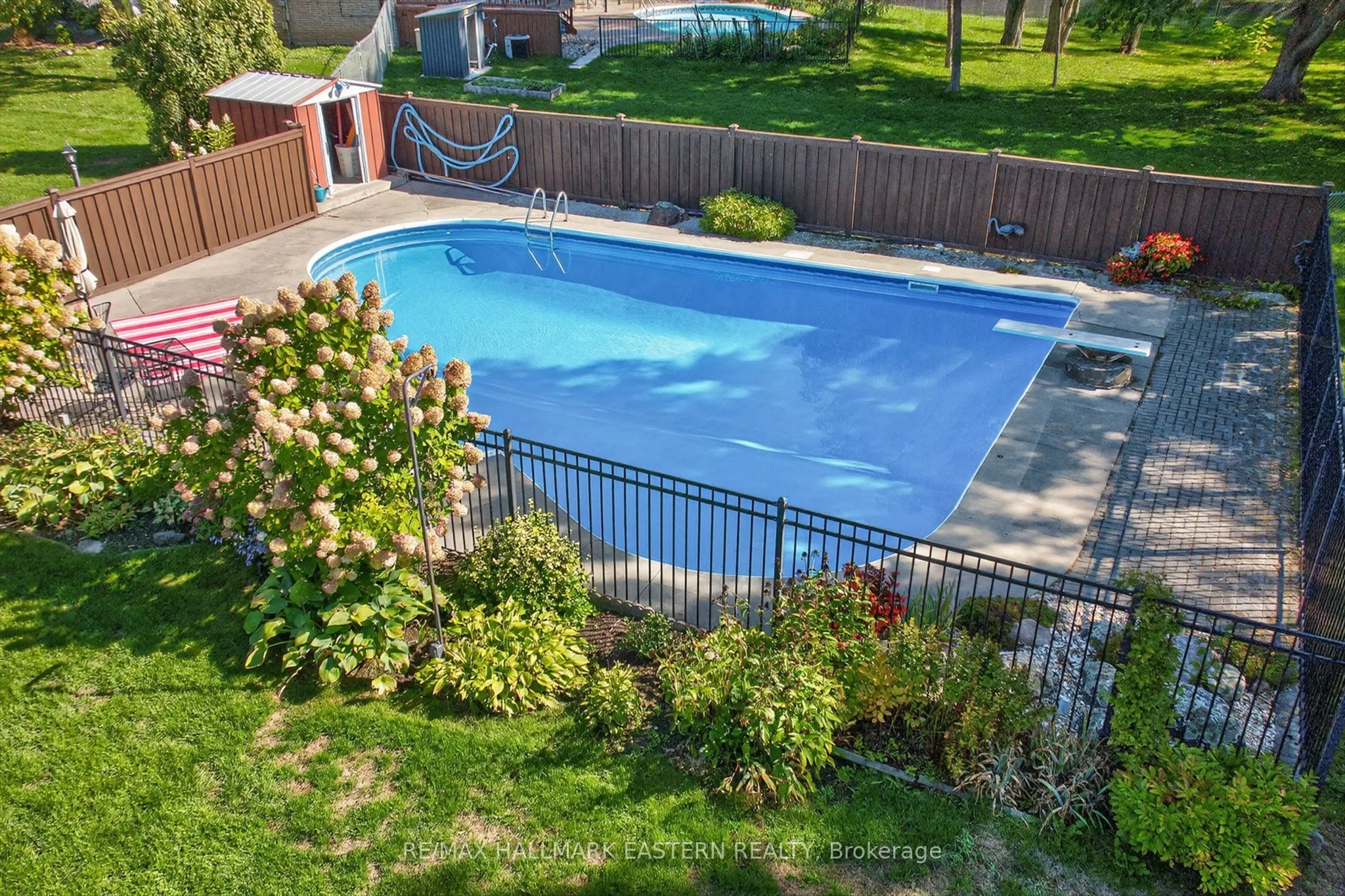 244 Patricia Crescent