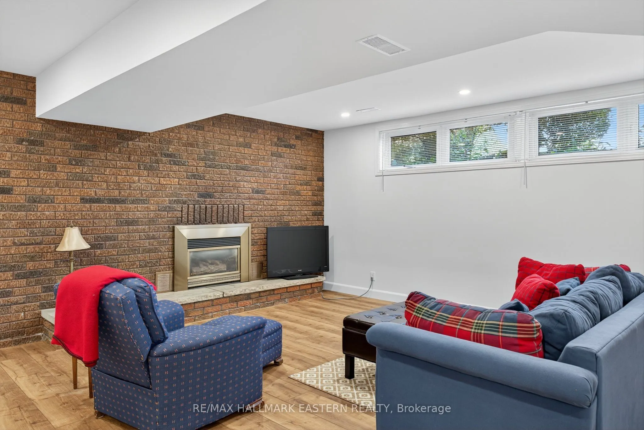 244 Patricia Crescent